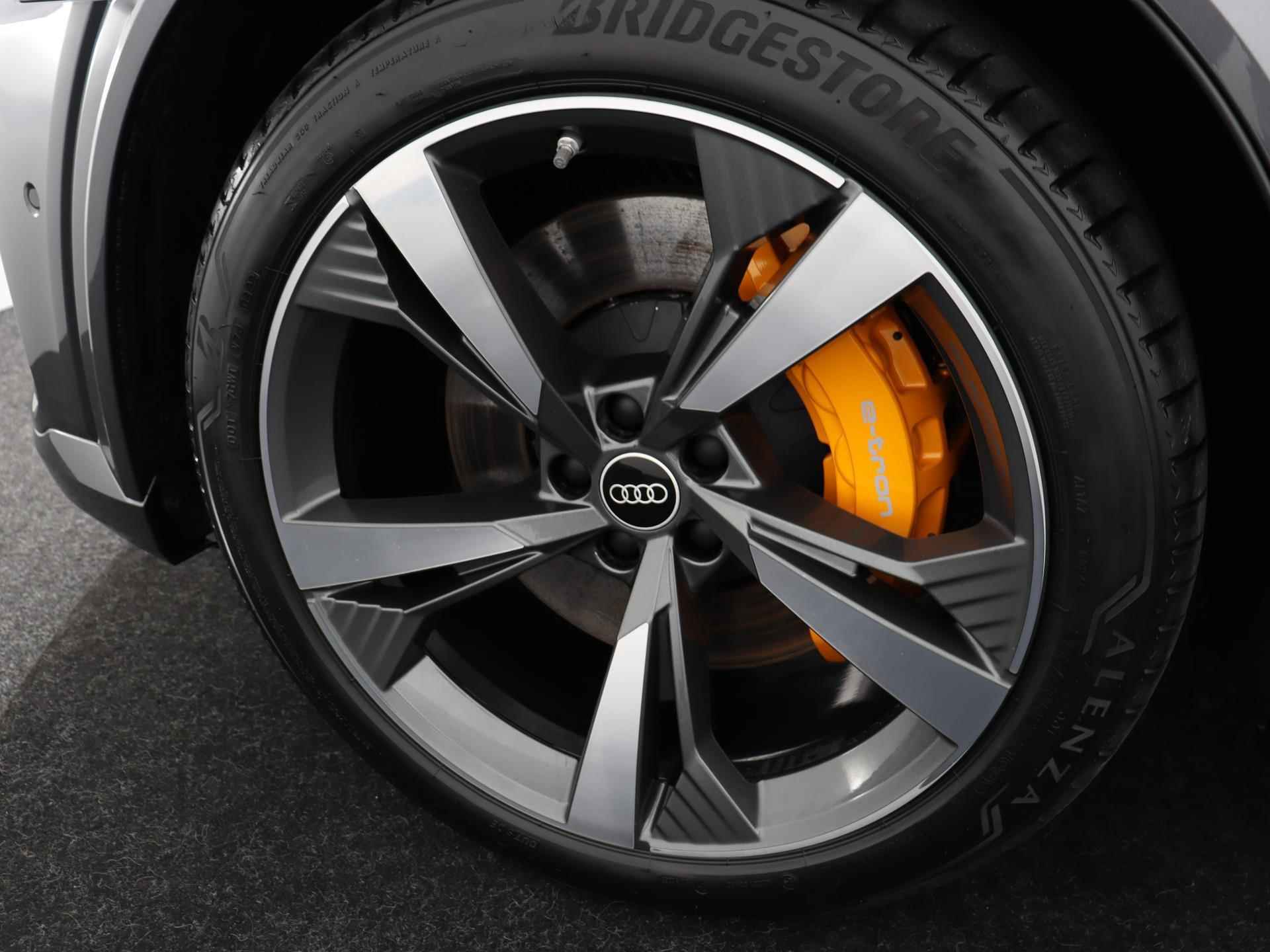 Audi e-tron Sportback S 503PK quattro | S-Sportstoelen | Pano.dak | B&O | Stoelverwarming V+A | 21' velgen | Top view camera | Head-up | Carbon | Verlengde fabrieksgarantie* - 16/64