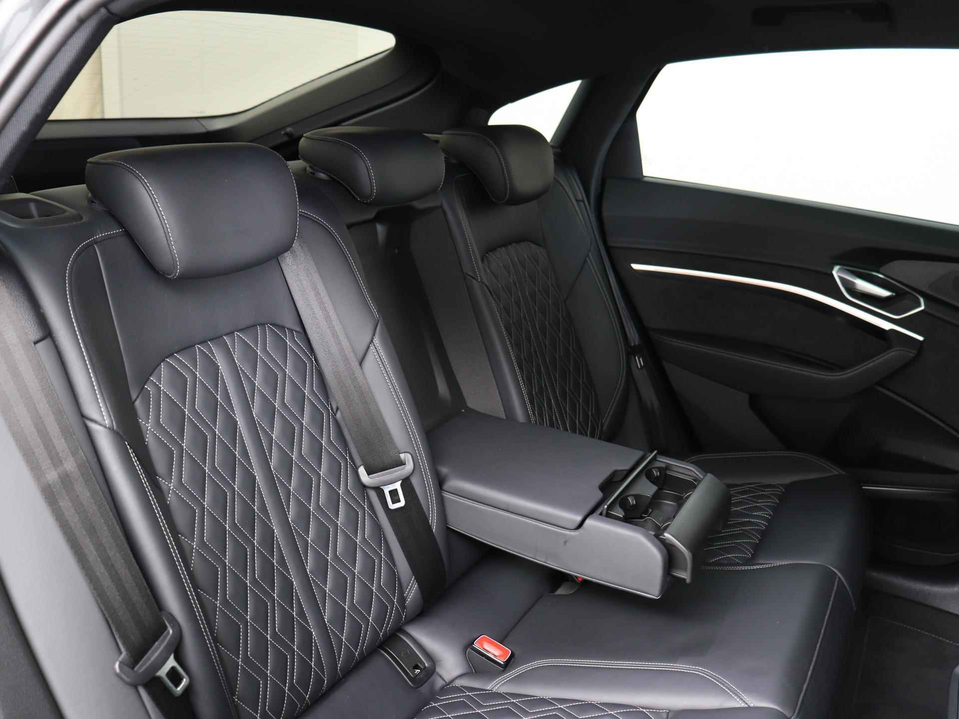 Audi e-tron Sportback S 503PK quattro | S-Sportstoelen | Pano.dak | B&O | Stoelverwarming V+A | 21' velgen | Top view camera | Head-up | Carbon | Verlengde fabrieksgarantie* - 26/64