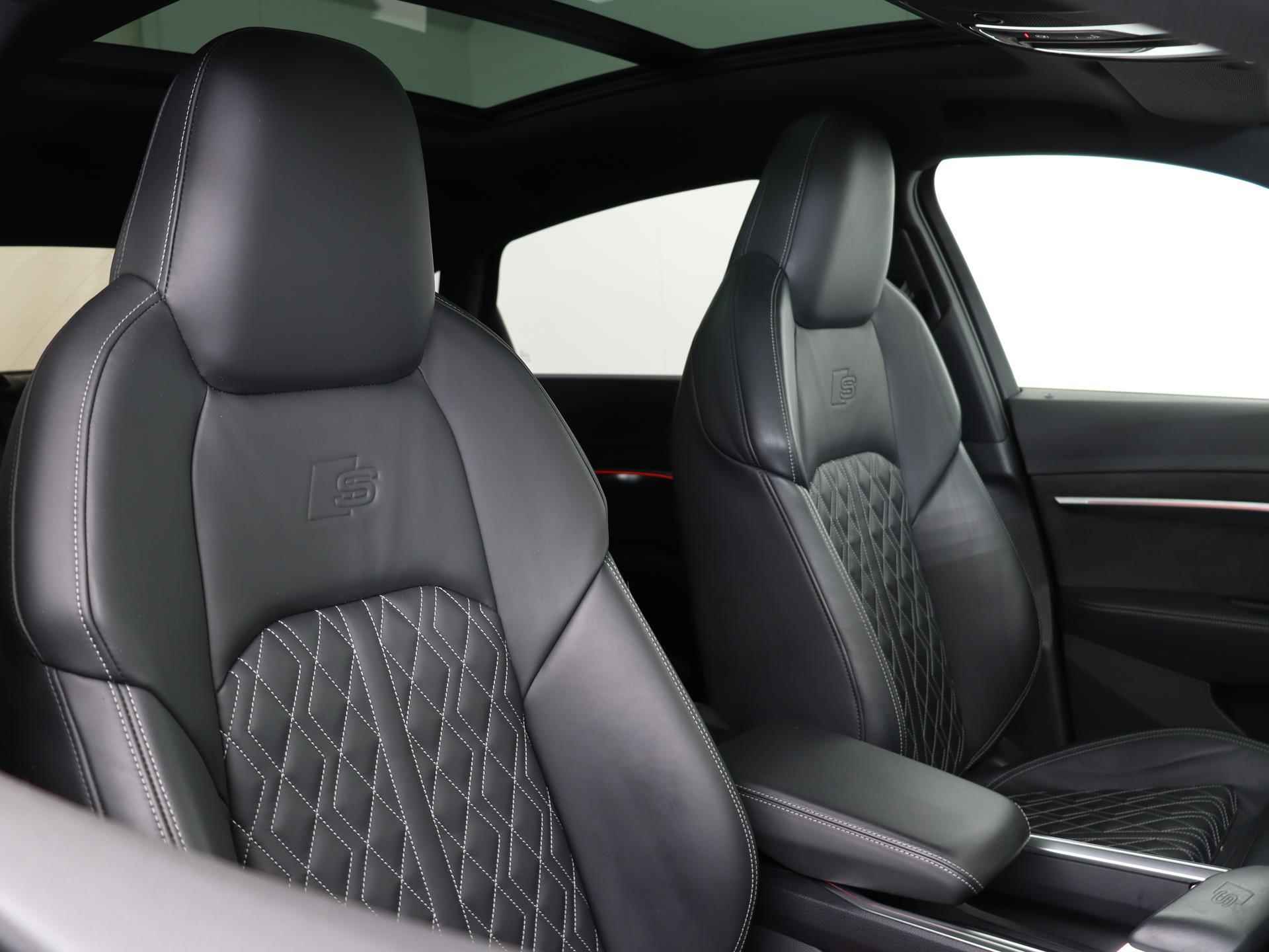 Audi e-tron Sportback S 503PK quattro | S-Sportstoelen | Pano.dak | B&O | Stoelverwarming V+A | 21' velgen | Top view camera | Head-up | Carbon | Verlengde fabrieksgarantie* - 30/64