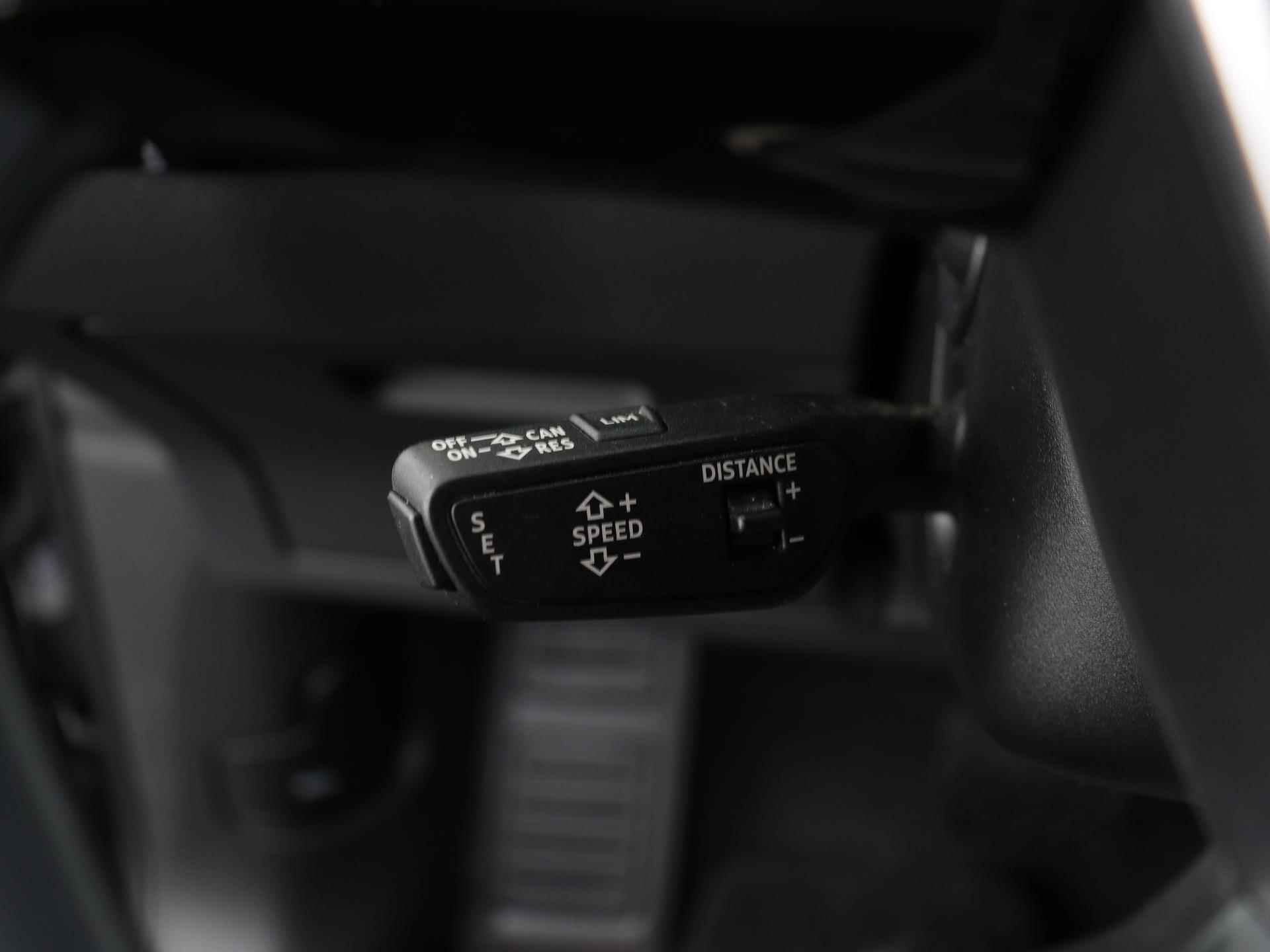 Audi e-tron Sportback S 503PK quattro | S-Sportstoelen | Pano.dak | B&O | Stoelverwarming V+A | 21' velgen | Top view camera | Head-up | Carbon | Verlengde fabrieksgarantie* - 38/64