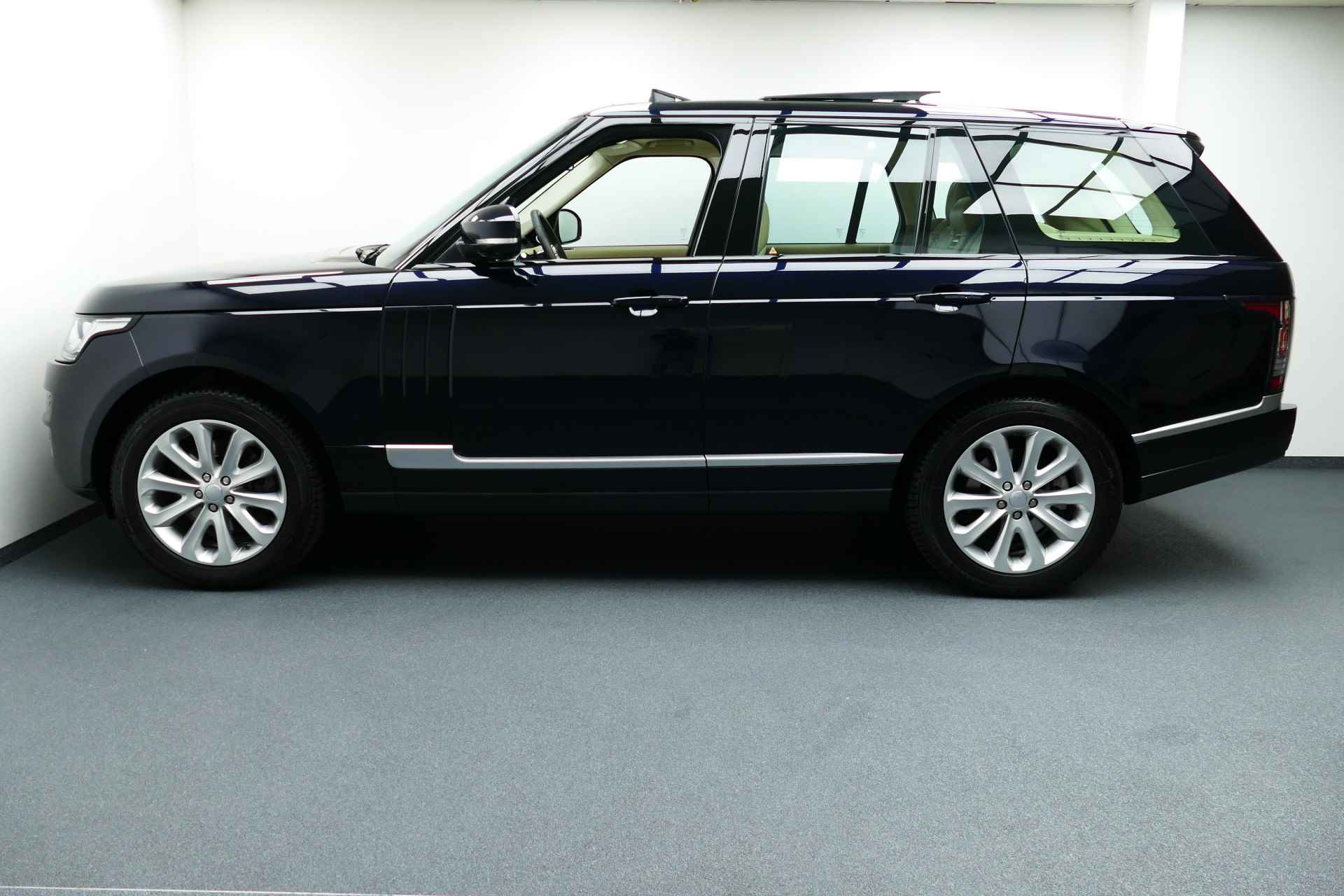 Land Rover Range Rover 3.0 TDV6 Vogue. Elektrisch glazen panoramadak, Haak 3500kg - 13/45