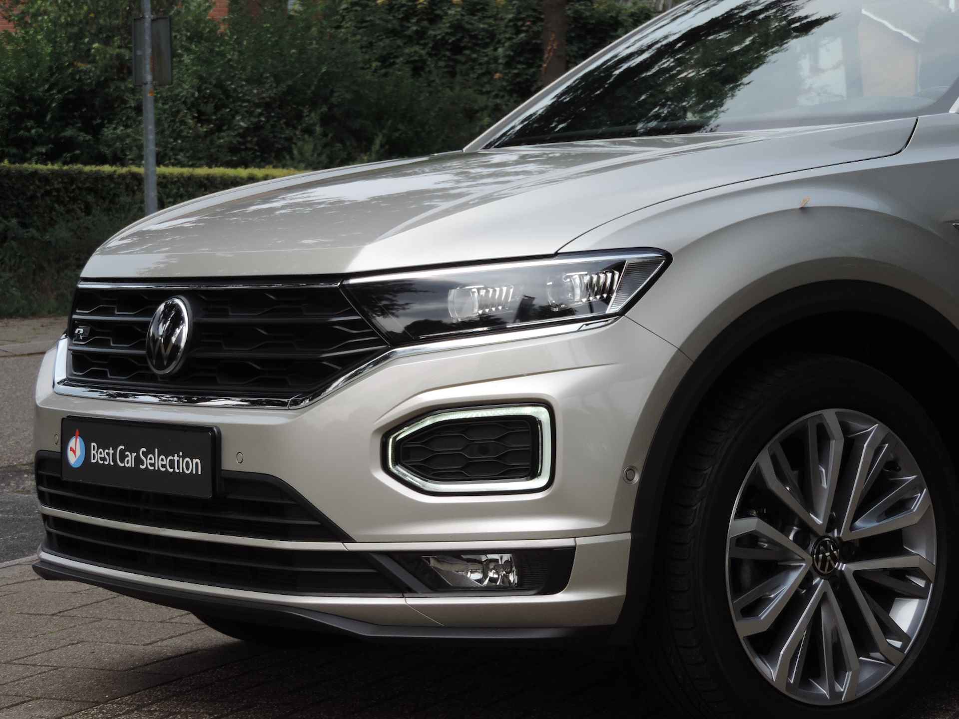 Volkswagen T-Roc Cabrio 1.5 TSI R-Line - ACC | Carplay | Nav | Camera | Blindspot | Parkeerass. | Trekh. afn. - 11/42