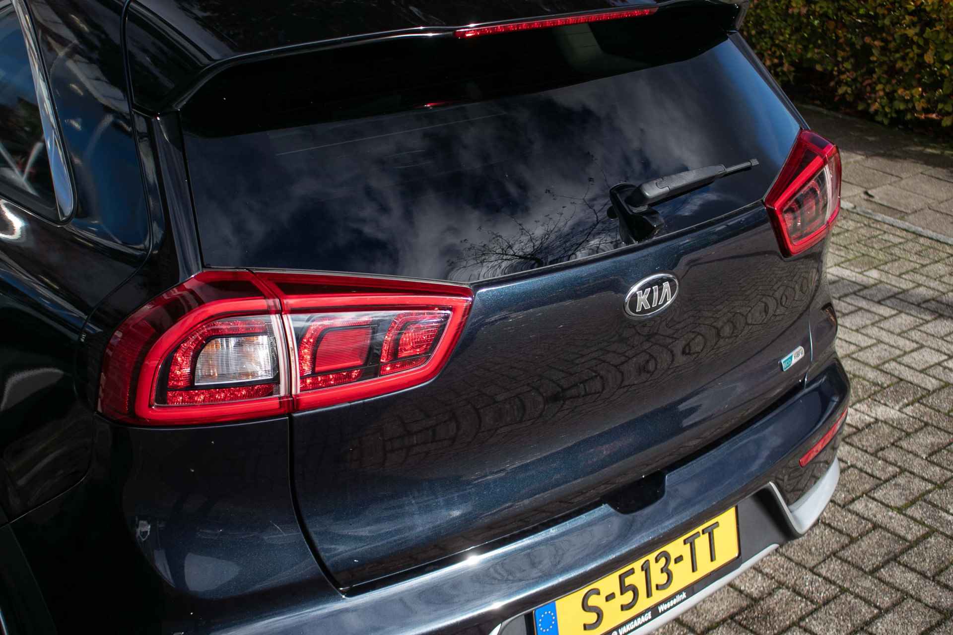 Kia Niro 1.6 GDi Hybrid DynamicLine - All-in rijklrprs | Trekhaak | Navi | Adpt. cruise - 34/42