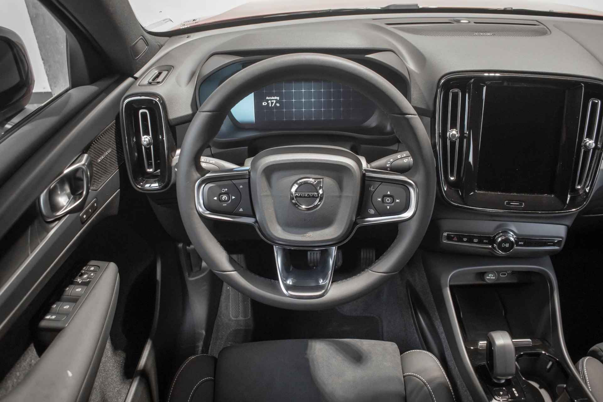 Volvo C40 Single Motor Extended Range Ultimate 82 kWh | 20" Lichtmetalen Wielen | Extra Getint Glas | Harman Kardon Premium Audio | Elektrisch Verstelbare Voorstoelen | 360° Camera | Panoramadak - 16/33