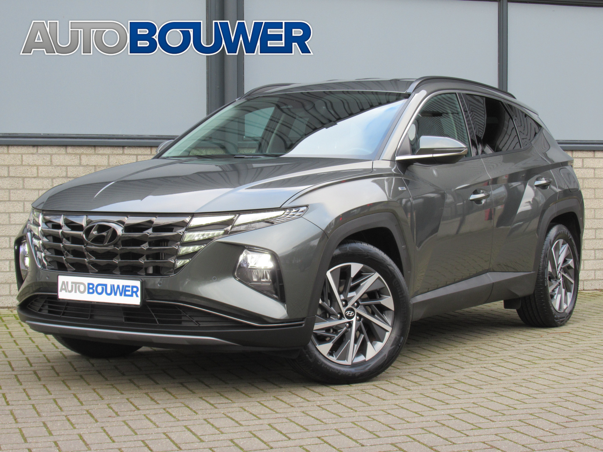 Hyundai Tucson 1.6 T-GDI MHEV Comfort Smart 2e eigen | dealer onderh | navi | camera | cruise