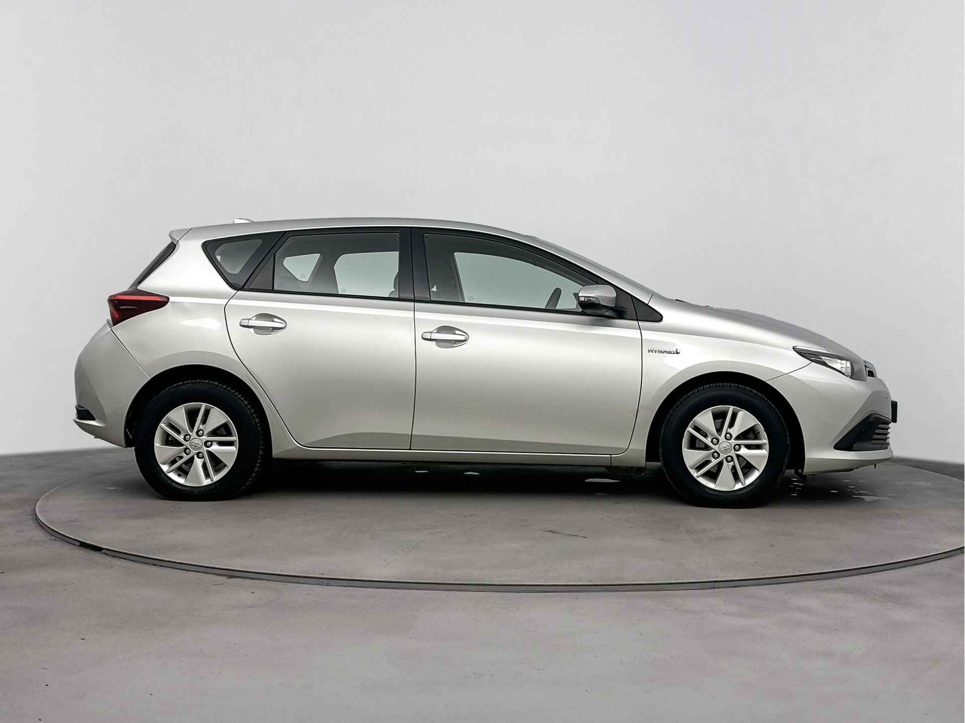 Toyota Auris 1.8 Hybrid Business | Navigatie | Airco | - 16/42