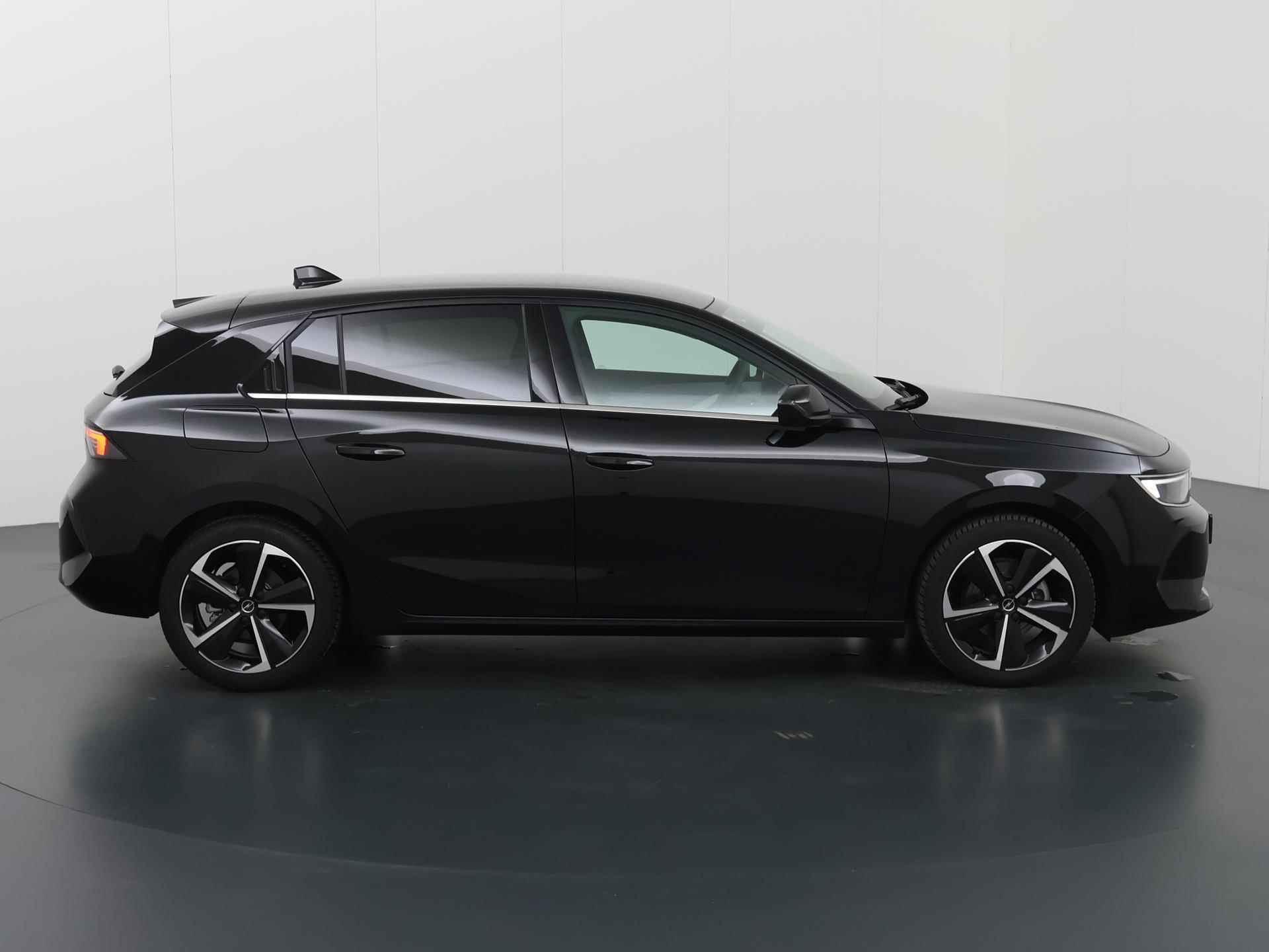 Opel Astra 1.2 Elegance | Comfortstoelen | Navigatie | Keyless |Parkeercamera | Climate Control | Adaptive Cruise Control | Dodehoekdetectie | - 7/38