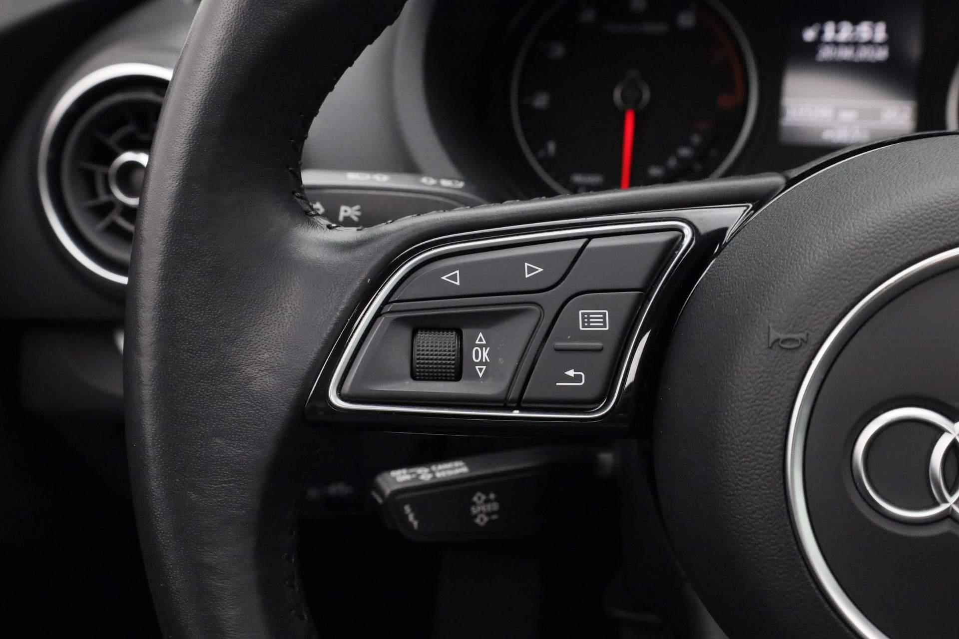 Audi A3 Limousine 35 TFSI 150PK CoD Sport | Pano | Camera | Leder | Stoelverwarming | 17 inch - 20/33