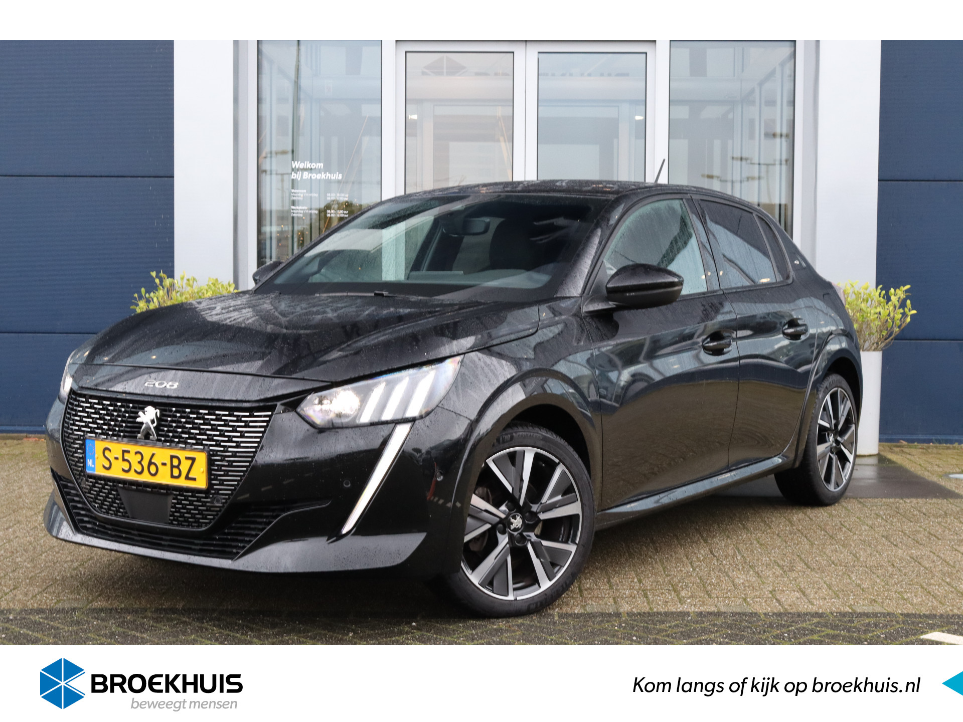 Peugeot 208 1.2 PureTech GT | Camera | Cruise Control | Navi | Climate | Carplay | Dodehoekbewaking