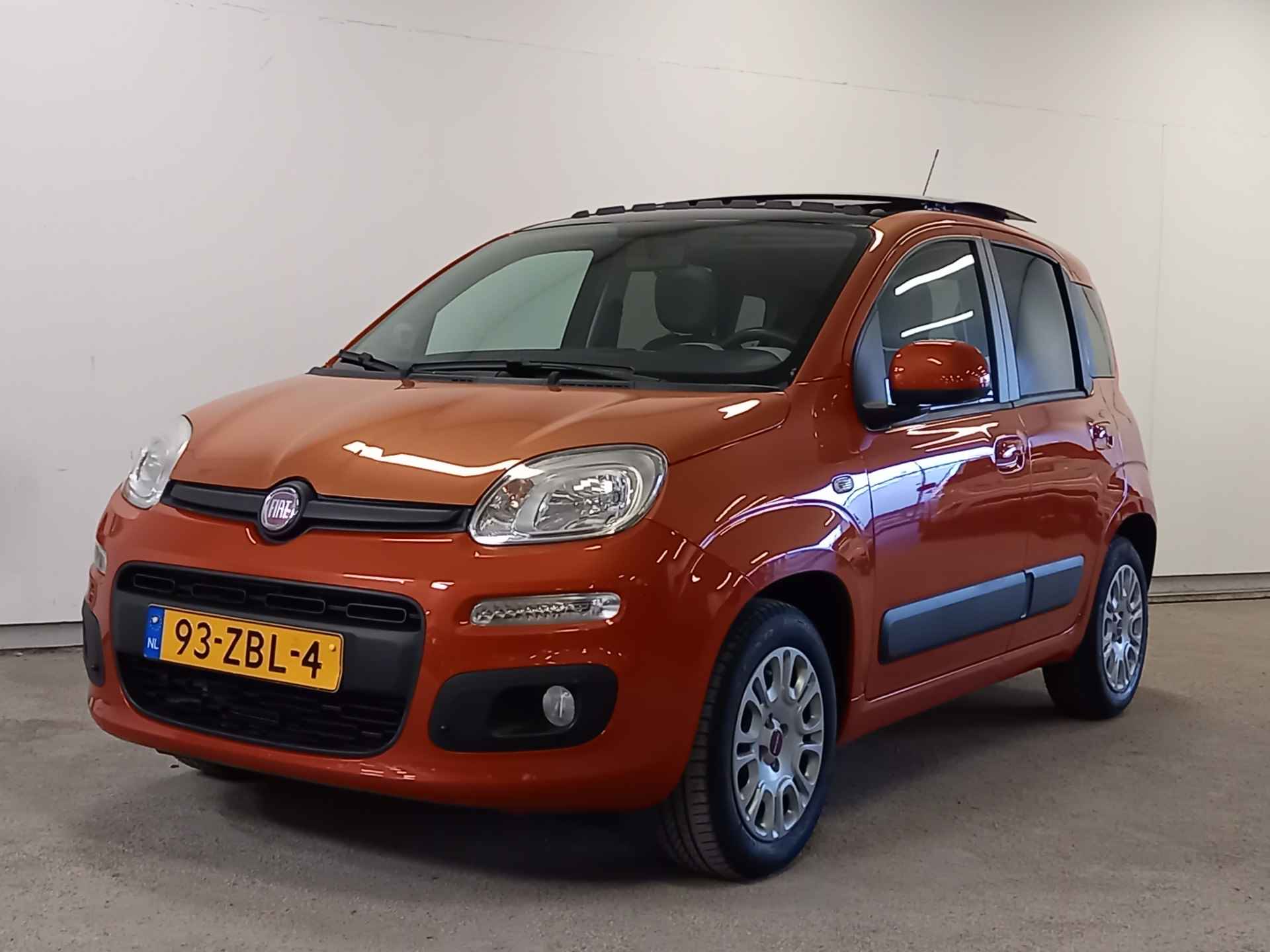 Fiat Panda 0.9 TwinAir Lounge **Lage km stand** - 8/16