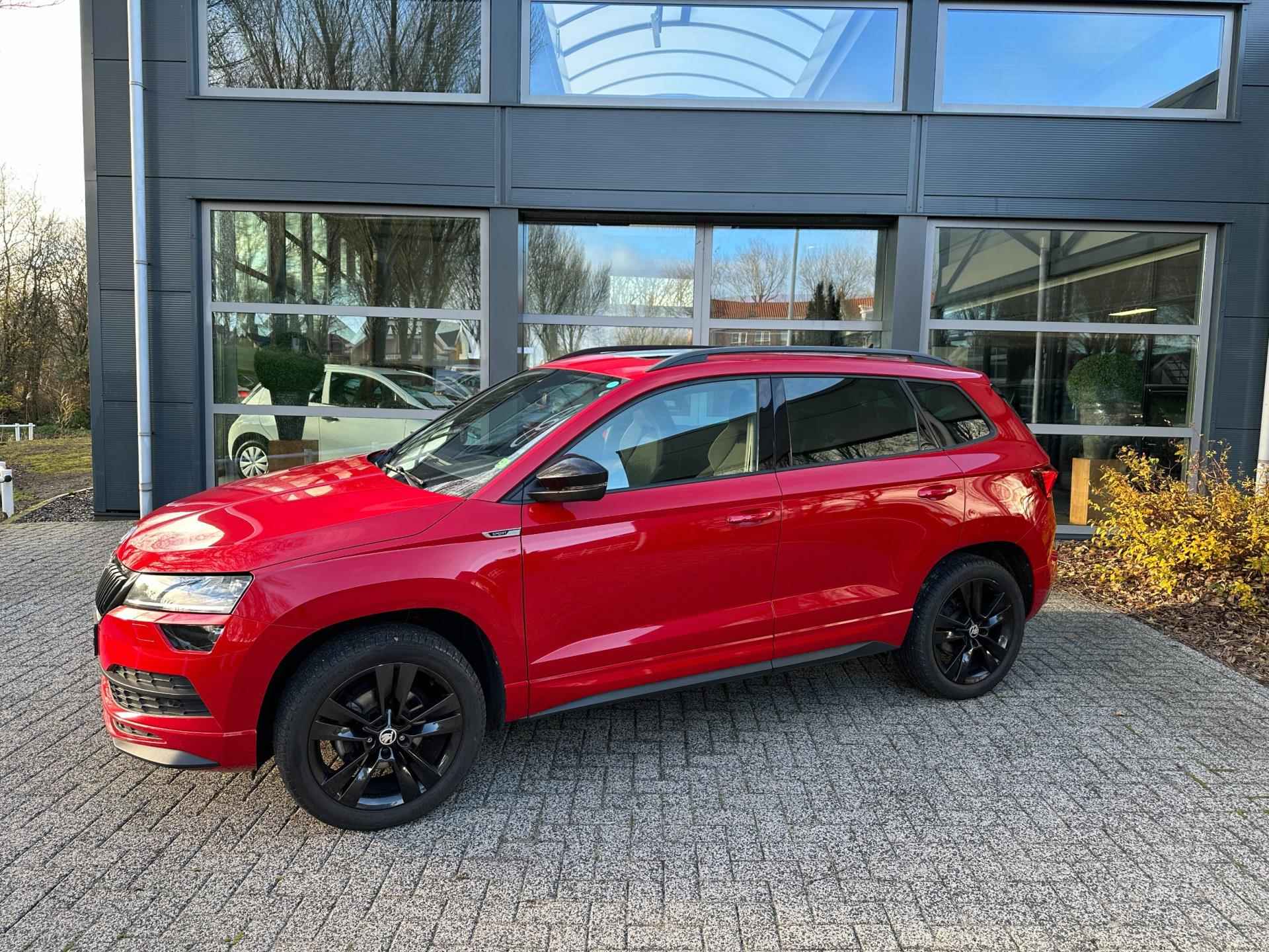 Skoda Karoq 1.5 TSI ACT 150 pk Sportline panormadak elek.achterklep - 9/44