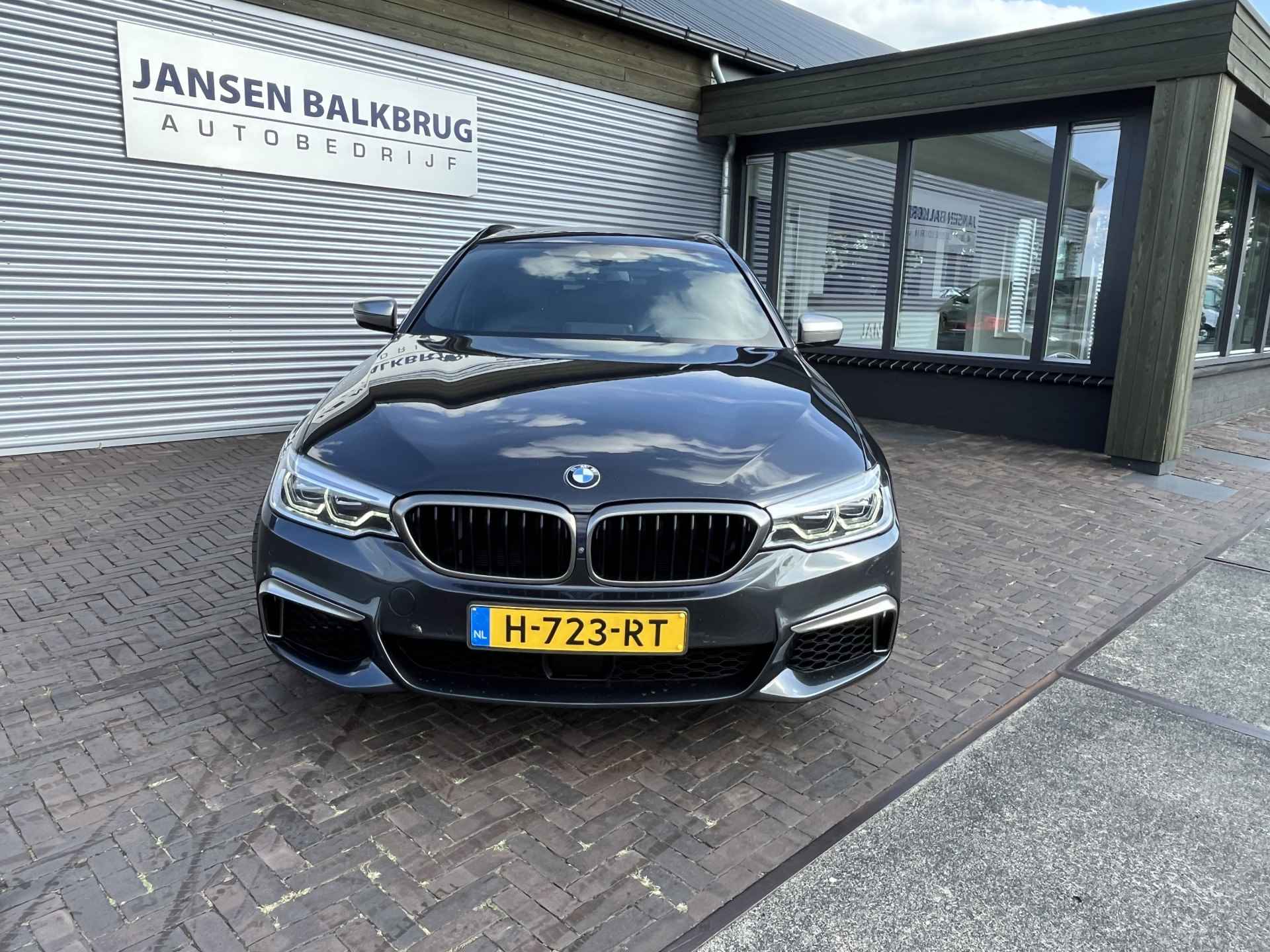 BMW 5 Serie Touring M550d xDrive High Executive | Panoramadak - 3/32