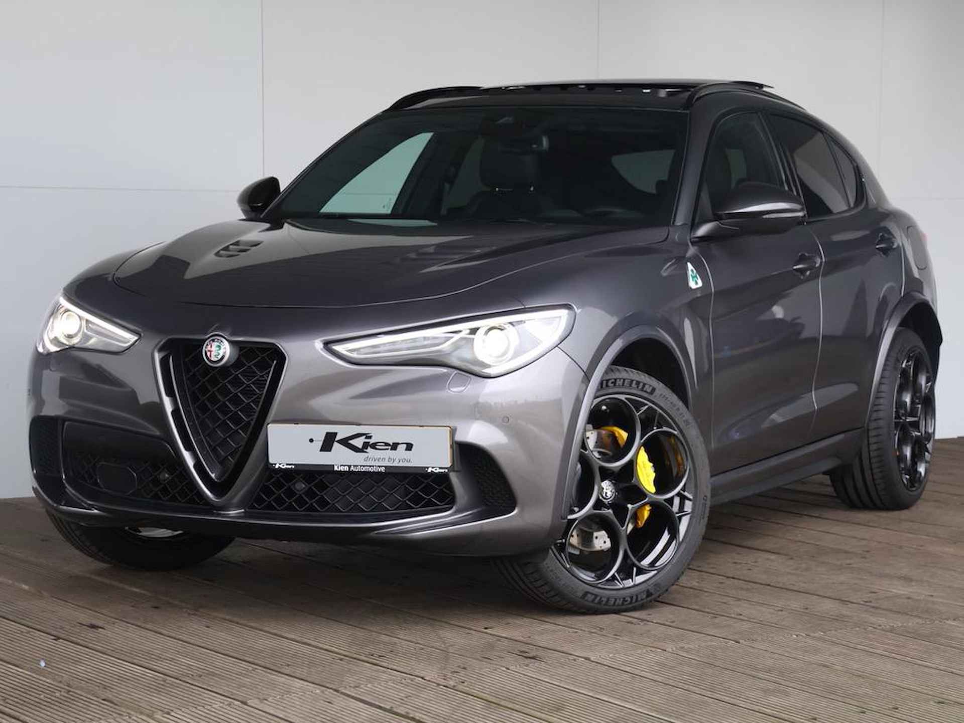 Alfa Romeo Stelvio 2.9 V6 AWD Quadrifoglio | 510 PK | Pano | Stoel- en stuurverwarming voor + achter | - 2/48