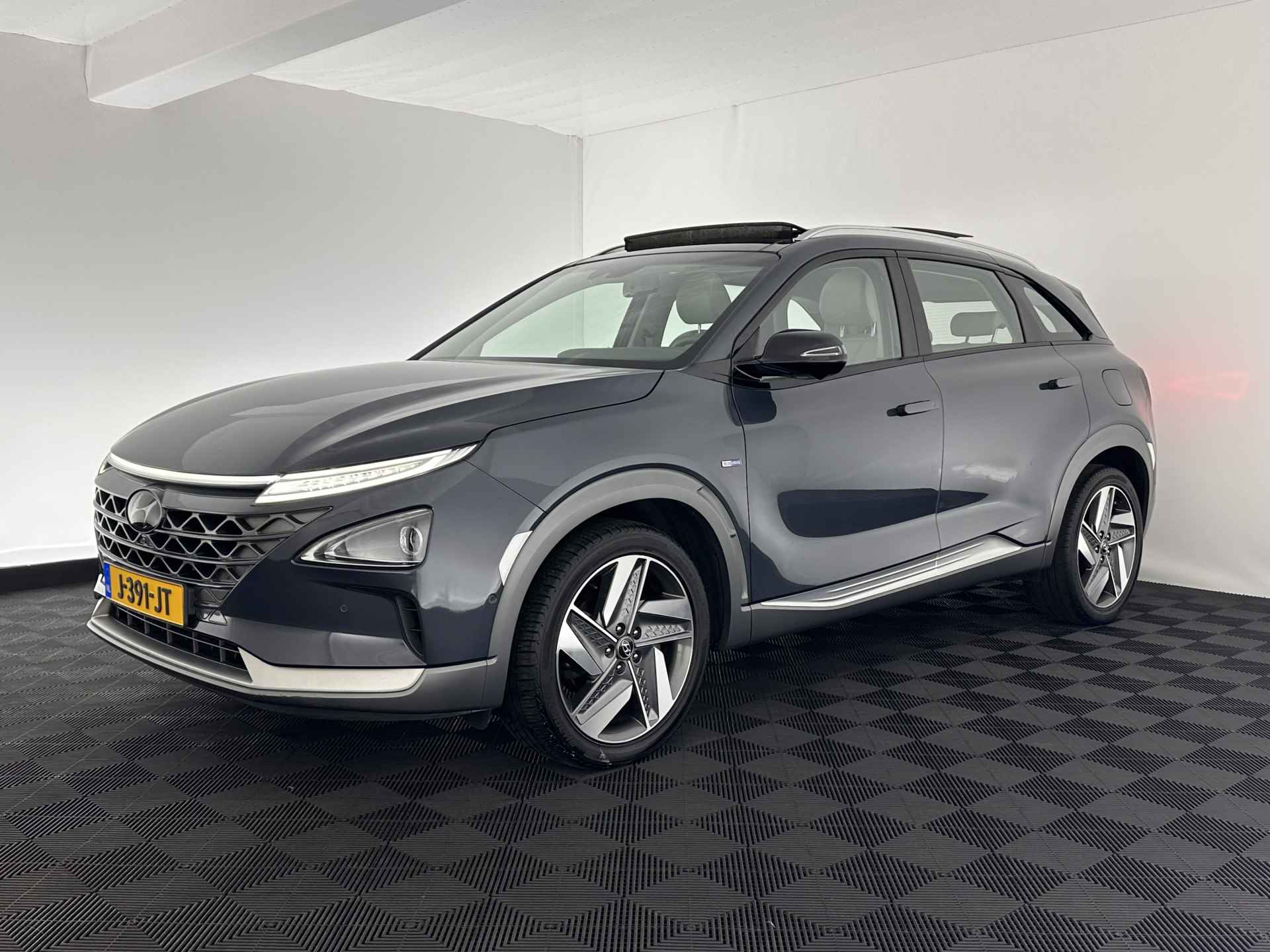 Hyundai NEXO FCEV Plus Pack (INCL-BTW) (WATERSTOF) *PANO | NAPPA-FULL-LEATHER | NAVI-FULLMAP | ADAPT.CRUISE |  FULL-LED | KEYLESS | DAB |  KRELL-AUDIO | DIGI-WIDESCREEN-COCKPIT | SURROUND-VIEW | SHIFT-PADDLES | COMFORT- - 3/37