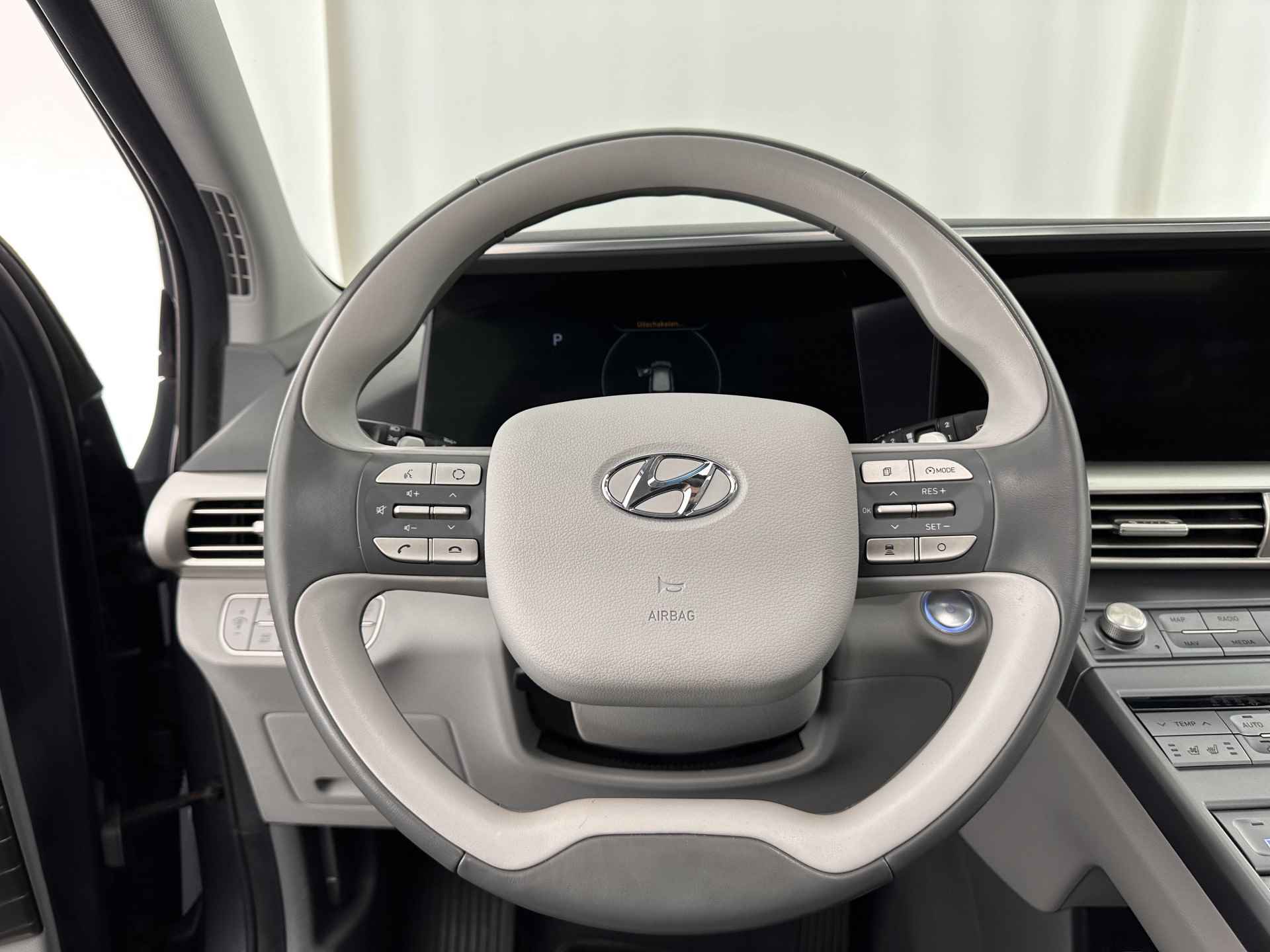 Hyundai NEXO FCEV Plus Pack (INCL-BTW) (WATERSTOF) *PANO | NAPPA-FULL-LEATHER | NAVI-FULLMAP | ADAPT.CRUISE |  FULL-LED | KEYLESS | DAB |  KRELL-AUDIO | DIGI-WIDESCREEN-COCKPIT | SURROUND-VIEW | SHIFT-PADDLES | COMFORT- - 21/37