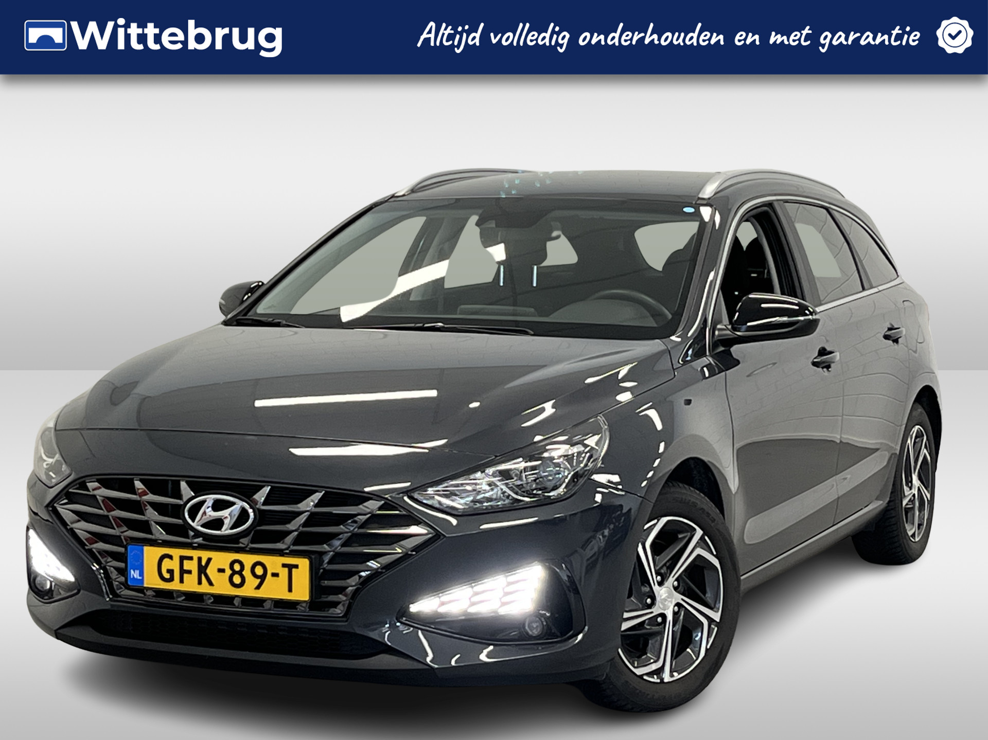 Hyundai i30 Wagon 1.0 T-GDi Comfort AUTOMAAT | APPLE / ANDROID NAVIGATIE | GETINT GLAS | PARKEERCAMERA | RUIME STATIONWAGON!