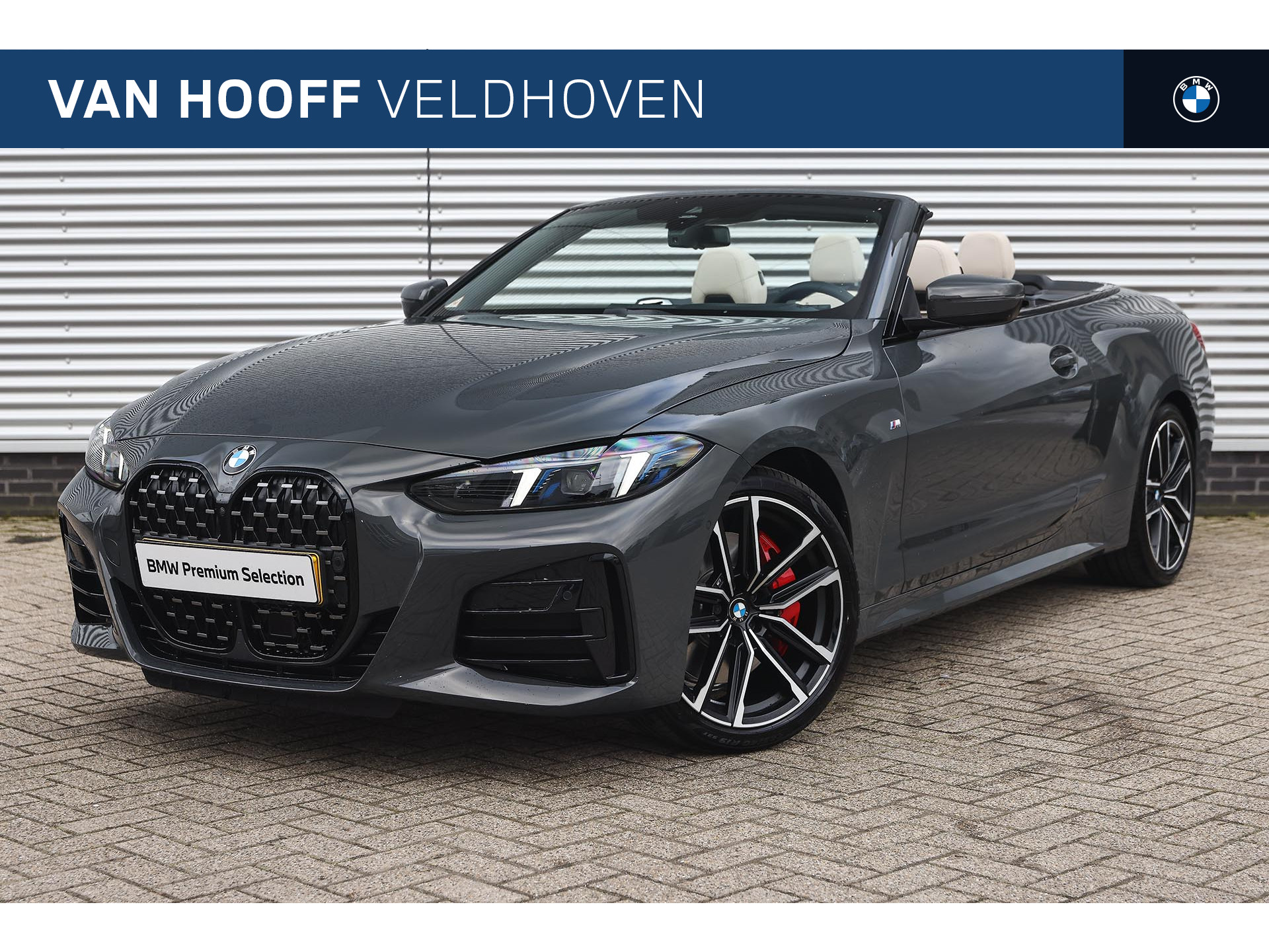 BMW 4 Serie Cabrio 430i xDrive High Executive M Sport Automaat / Live Cockpit Professional / Harman Kardon / Active Cruise Control / Air Collar / Stoelverwarming / Adaptieve LED / Verwarmd stuurwiel