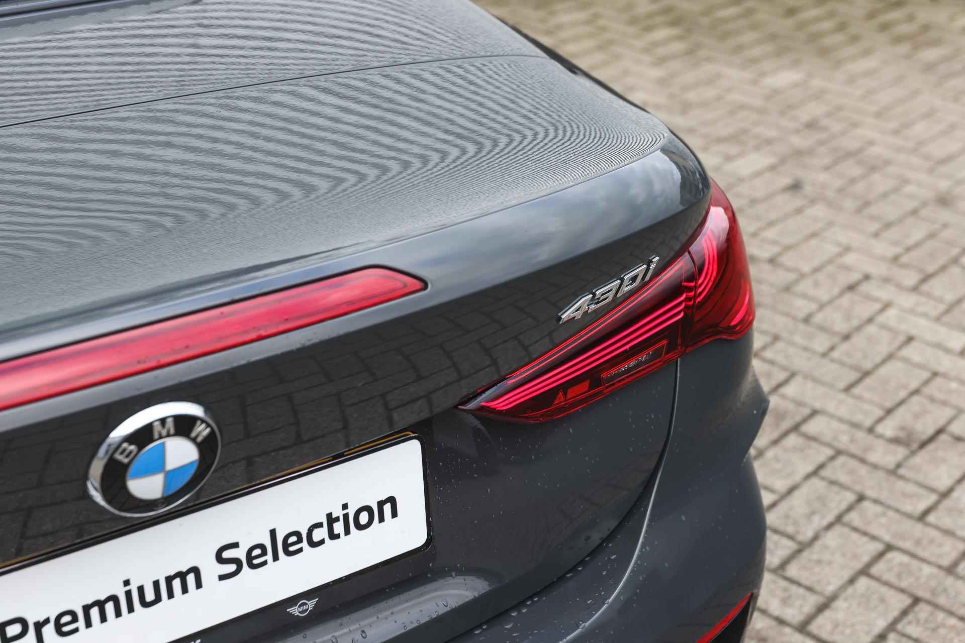 BMW 4 Serie Cabrio 430i xDrive High Executive M Sport Automaat / Live Cockpit Professional / Harman Kardon / Active Cruise Control / Air Collar / Stoelverwarming / Adaptieve LED / Verwarmd stuurwiel - 35/37