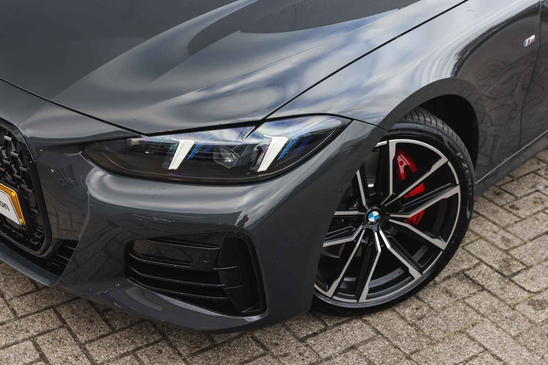 BMW 4 Serie Cabrio 430i xDrive High Executive M Sport Automaat / Live Cockpit Professional / Harman Kardon / Active Cruise Control / Air Collar / Stoelverwarming / Adaptieve LED / Verwarmd stuurwiel - 8/37