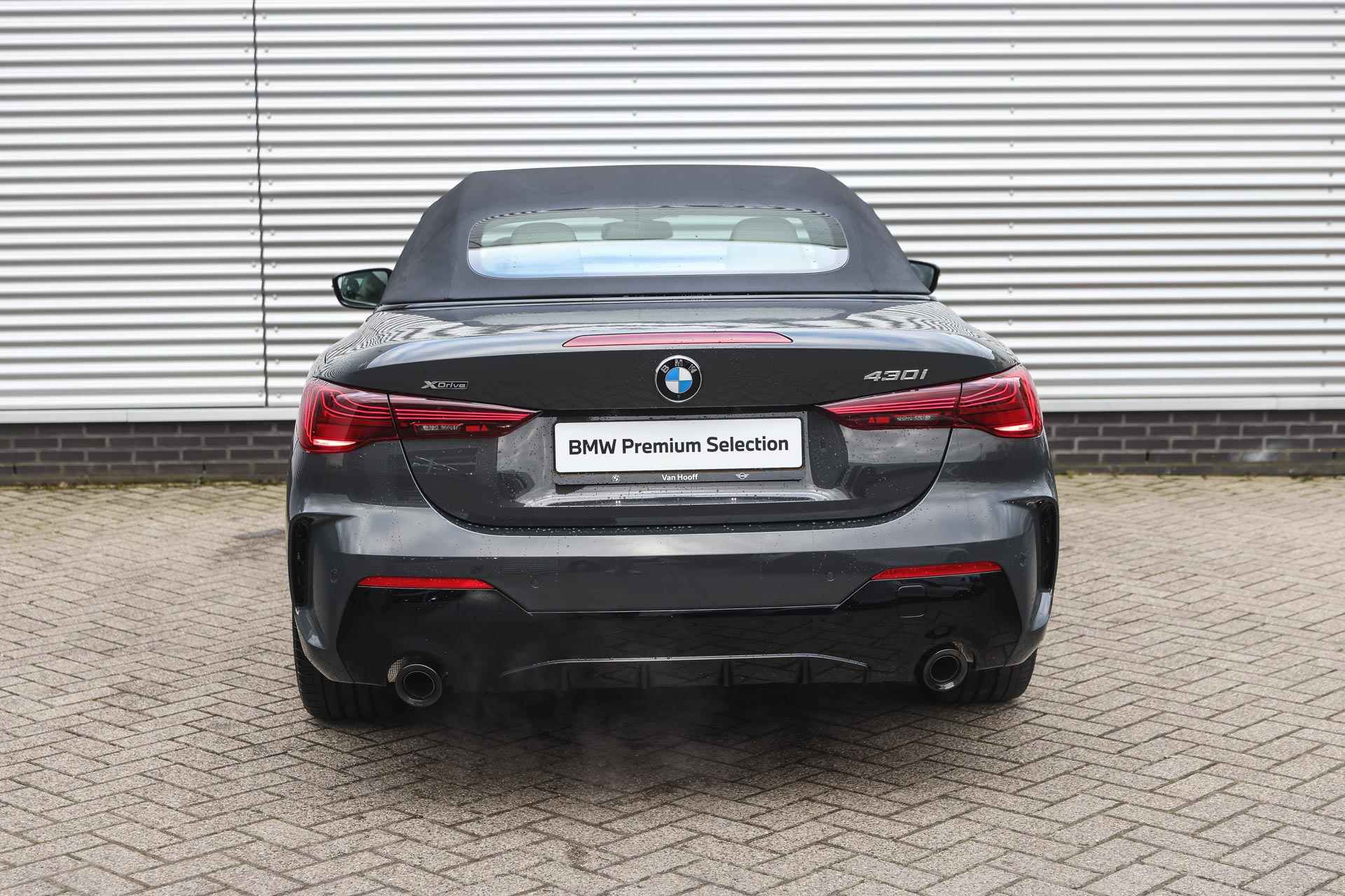 BMW 4 Serie Cabrio 430i xDrive High Executive M Sport Automaat / Live Cockpit Professional / Harman Kardon / Active Cruise Control / Air Collar / Stoelverwarming / Adaptieve LED / Verwarmd stuurwiel - 22/37