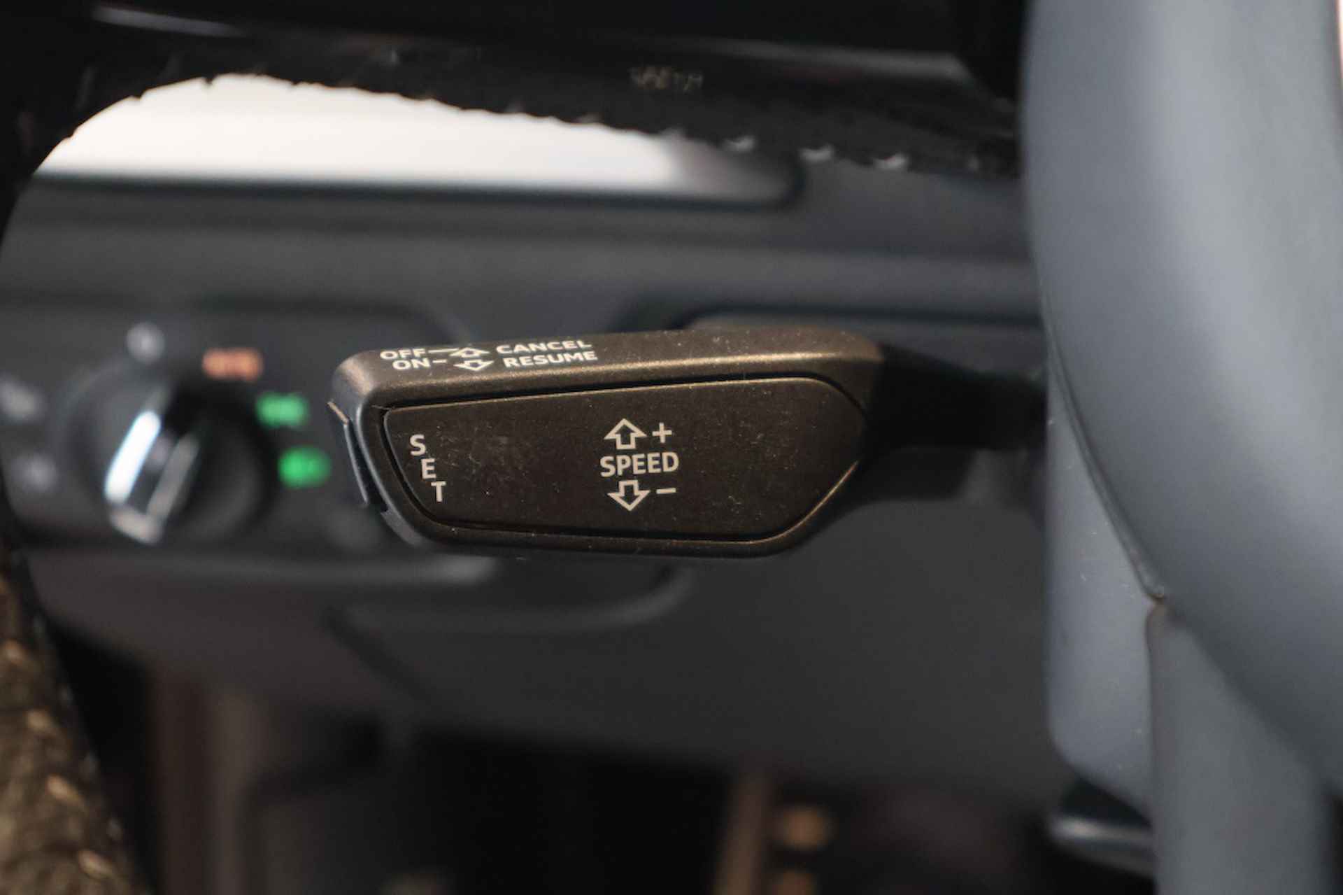 Audi A3 Limousine 35 TFSI S-Line | Automaat | Navigatie - 14/25