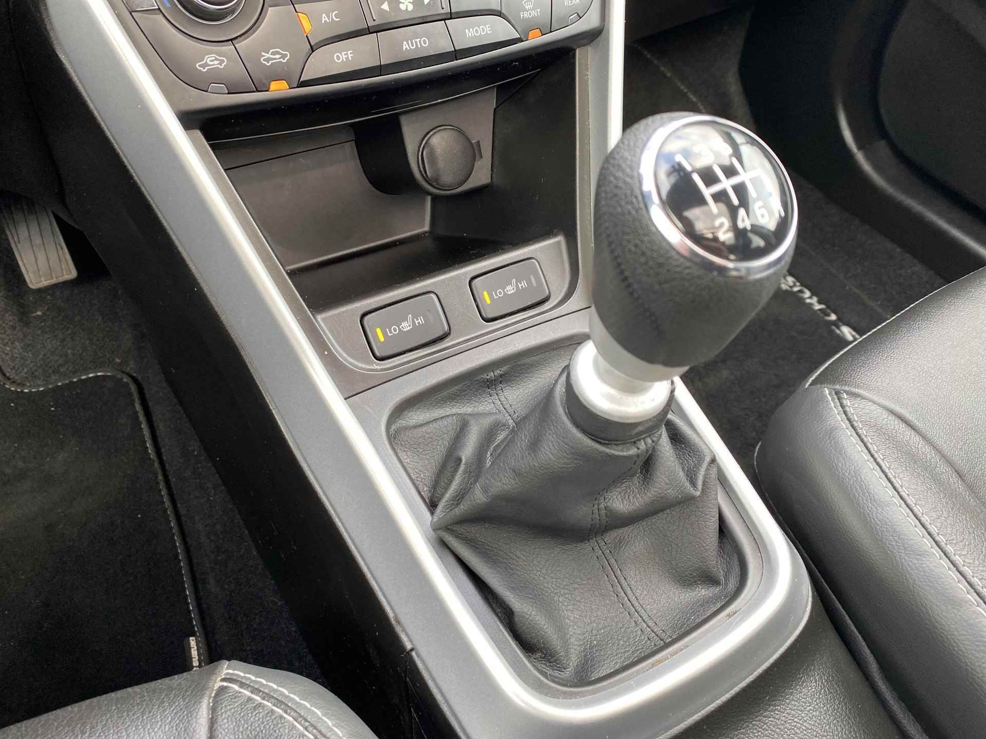 Suzuki S-Cross 1.4 Boosterjet Stijl Trekhaak | Inklapbare spiegels | Apple Car Play - 21/29