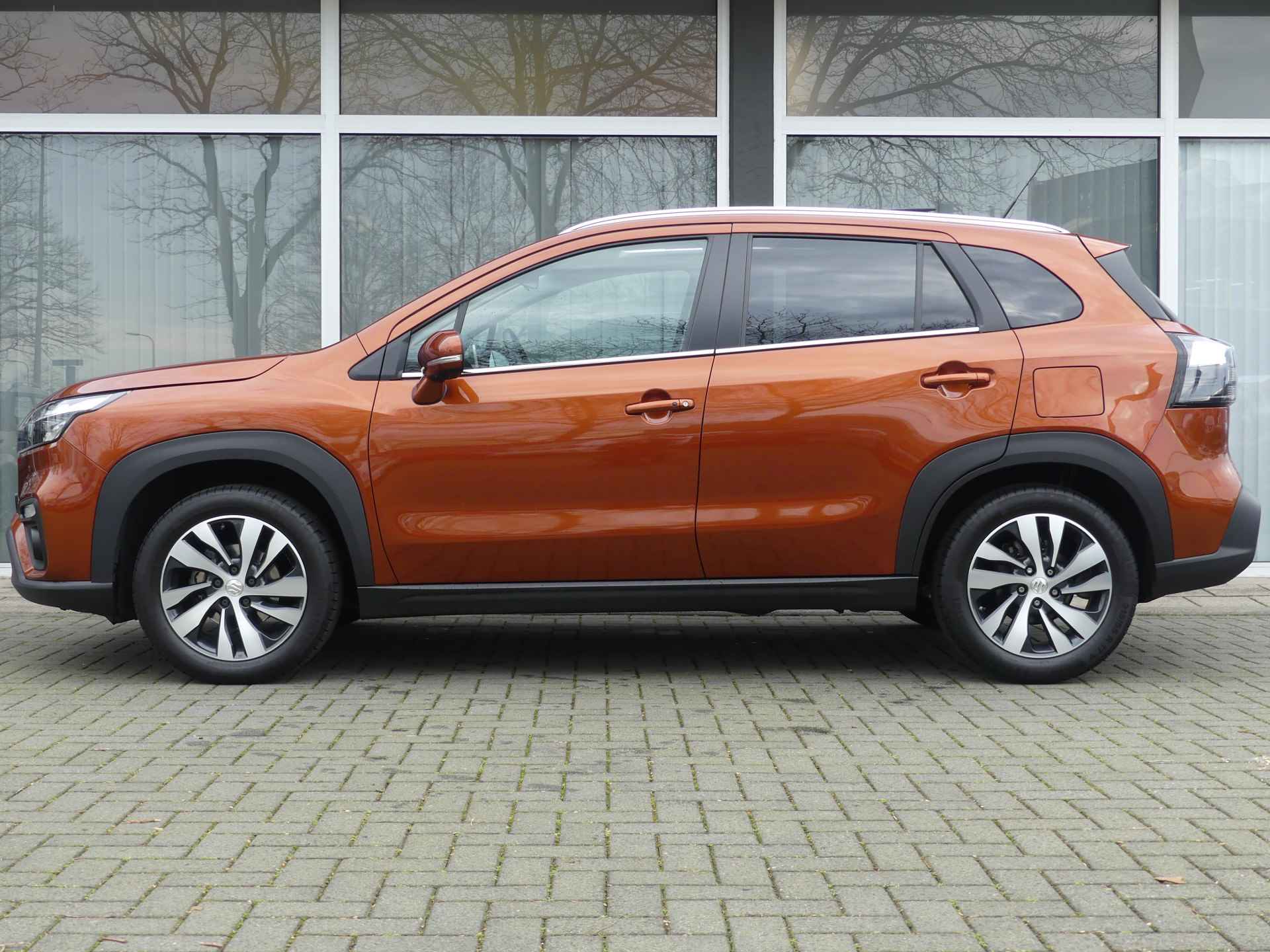 Suzuki S-Cross 1.4 Boosterjet Style Smart Hybrid Panoramadak Orig. Nederlands Fabr. gar. tot 2-2028 Trekhaak, Camera, Adaptive Cruise Control. - 4/42