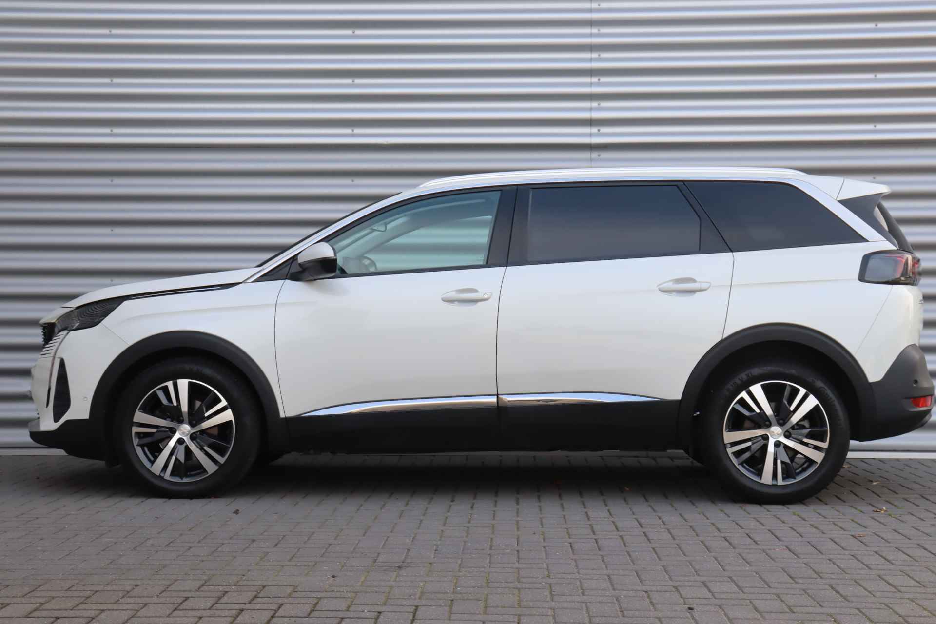 Peugeot 5008 1.2 PURETECH 130PK 7-ZITS ALLURE PACK AUTOMAAT / NAVI / CLIMA / PDC / 18" LMV / CAMERA / KEYLESS / FULL-LED / ADAPT. CRUISECONTR - 2/42