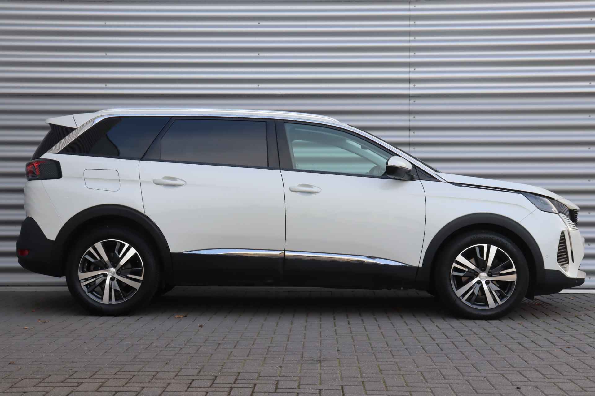 Peugeot 5008 1.2 PURETECH 130PK 7-ZITS ALLURE PACK AUTOMAAT / NAVI / CLIMA / PDC / 18" LMV / CAMERA / KEYLESS / FULL-LED / ADAPT. CRUISECONTR - 3/42