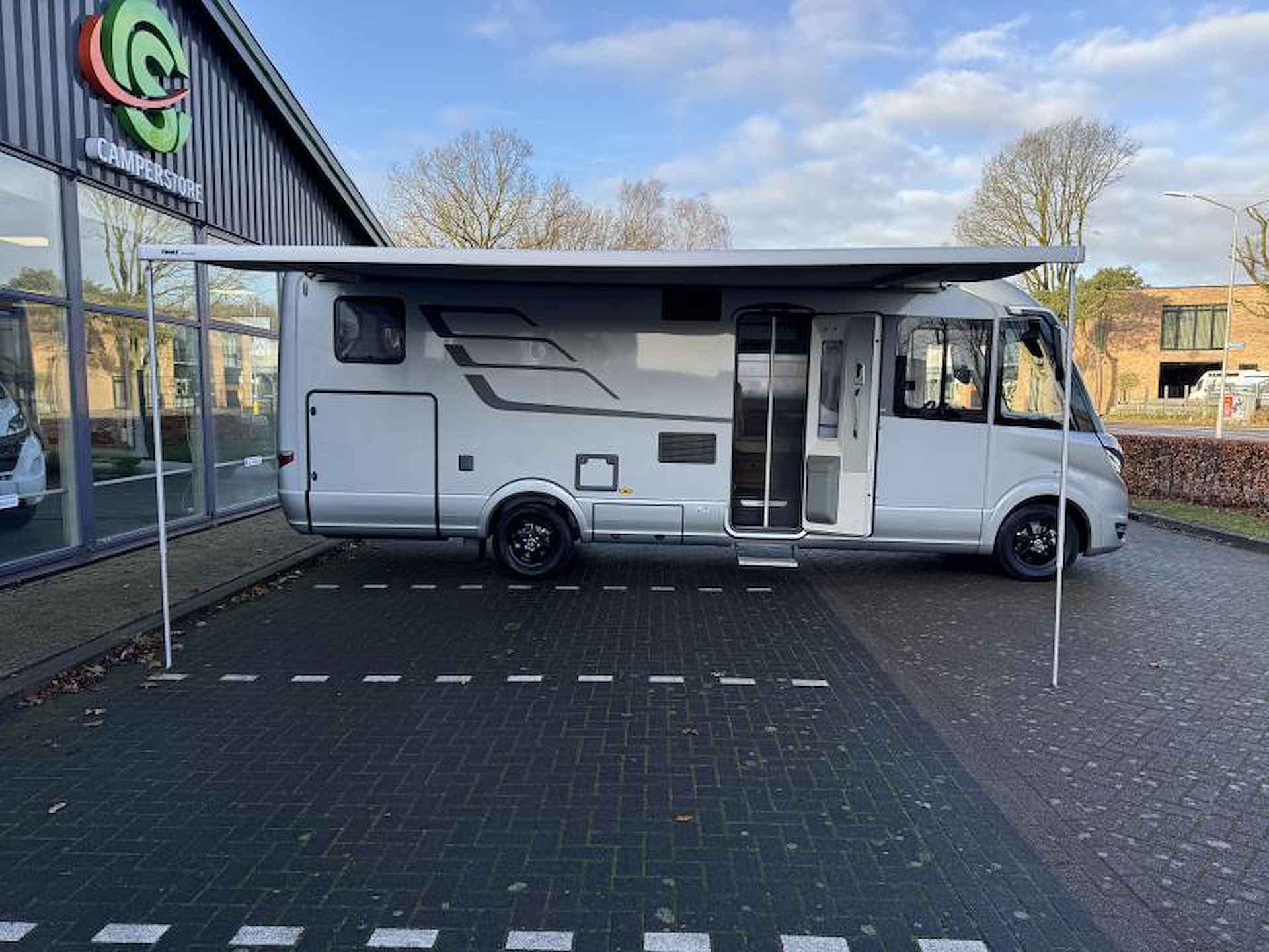 Hymer BML I 780 - 8/25