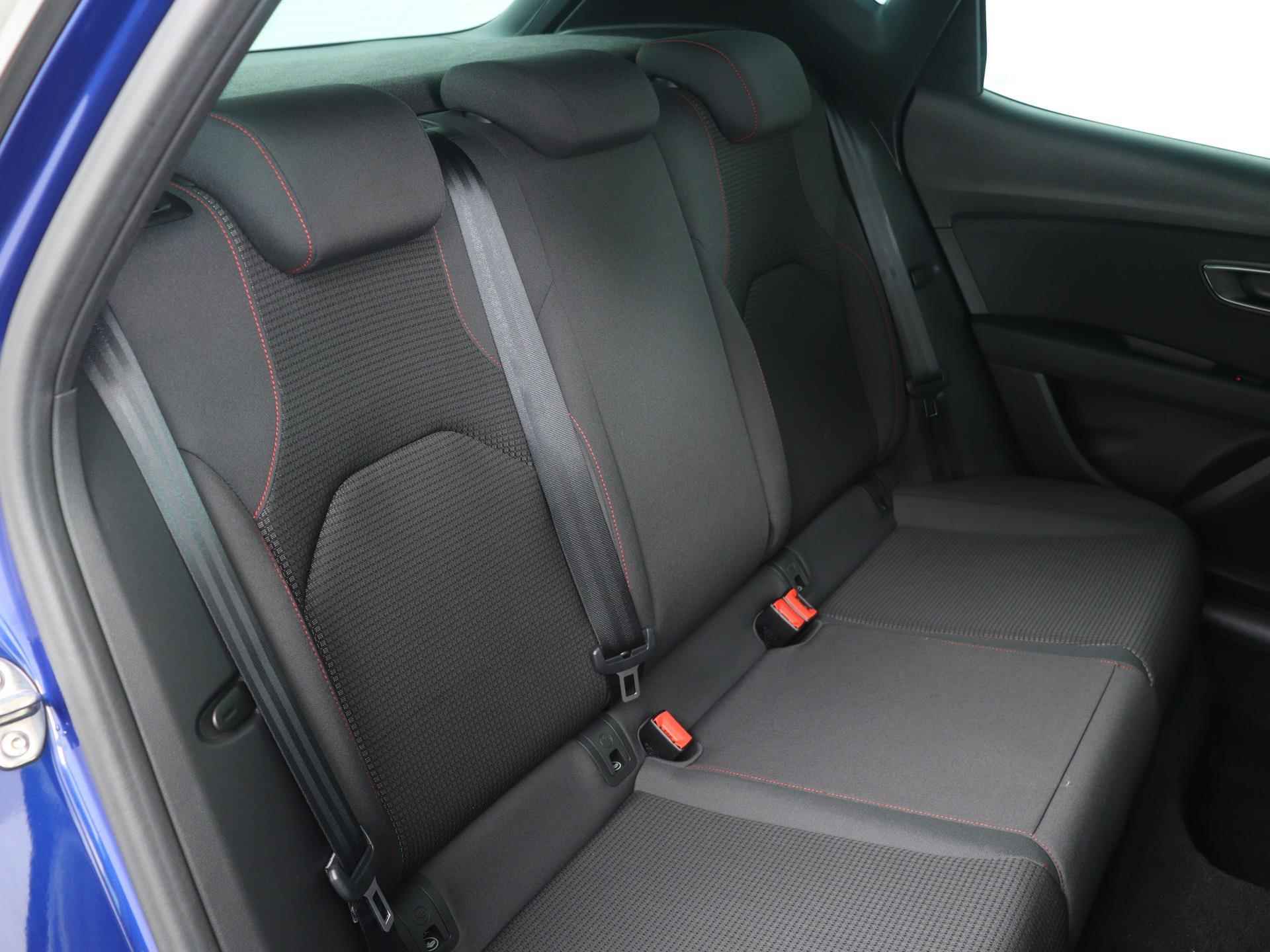 SEAT Leon 1.0 TSI 115 PK FR Ultimate Edition | Stoelverwarming | Virtual Cockpit | Getint Glas | LED | 17" | - 19/49