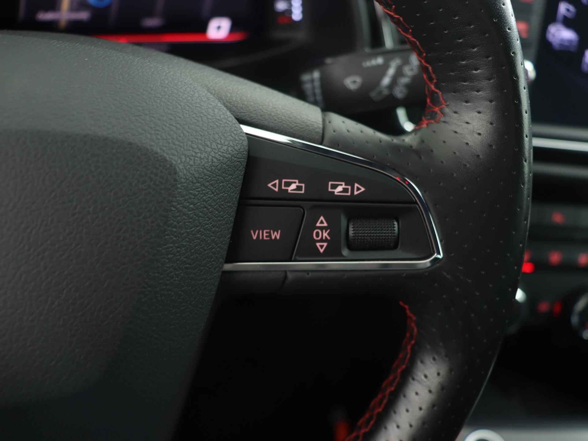 SEAT Leon 1.0 TSI 115 PK FR Ultimate Edition | Stoelverwarming | Virtual Cockpit | Getint Glas | LED | 17" | - 30/49