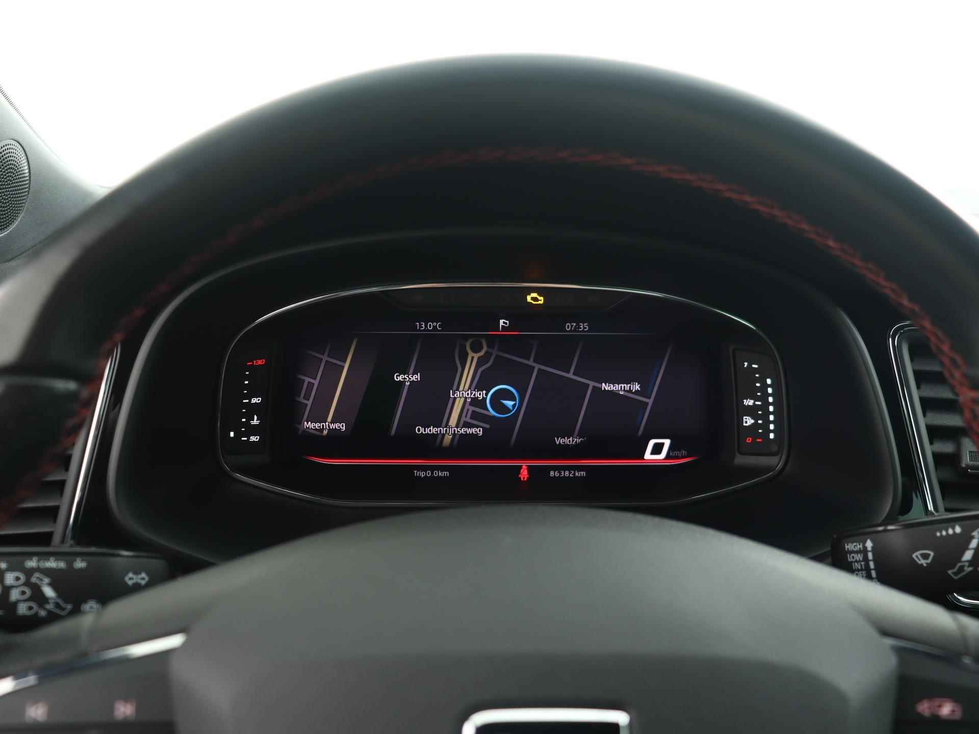 SEAT Leon 1.0 TSI 115 PK FR Ultimate Edition | Stoelverwarming | Virtual Cockpit | Getint Glas | LED | 17" | - 32/49