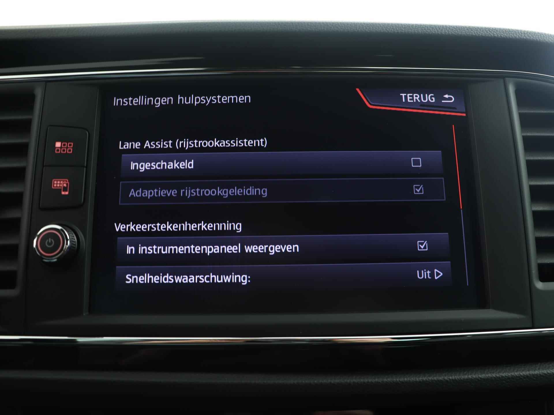 SEAT Leon 1.0 TSI 115 PK FR Ultimate Edition | Stoelverwarming | Virtual Cockpit | Getint Glas | LED | 17" | - 42/49