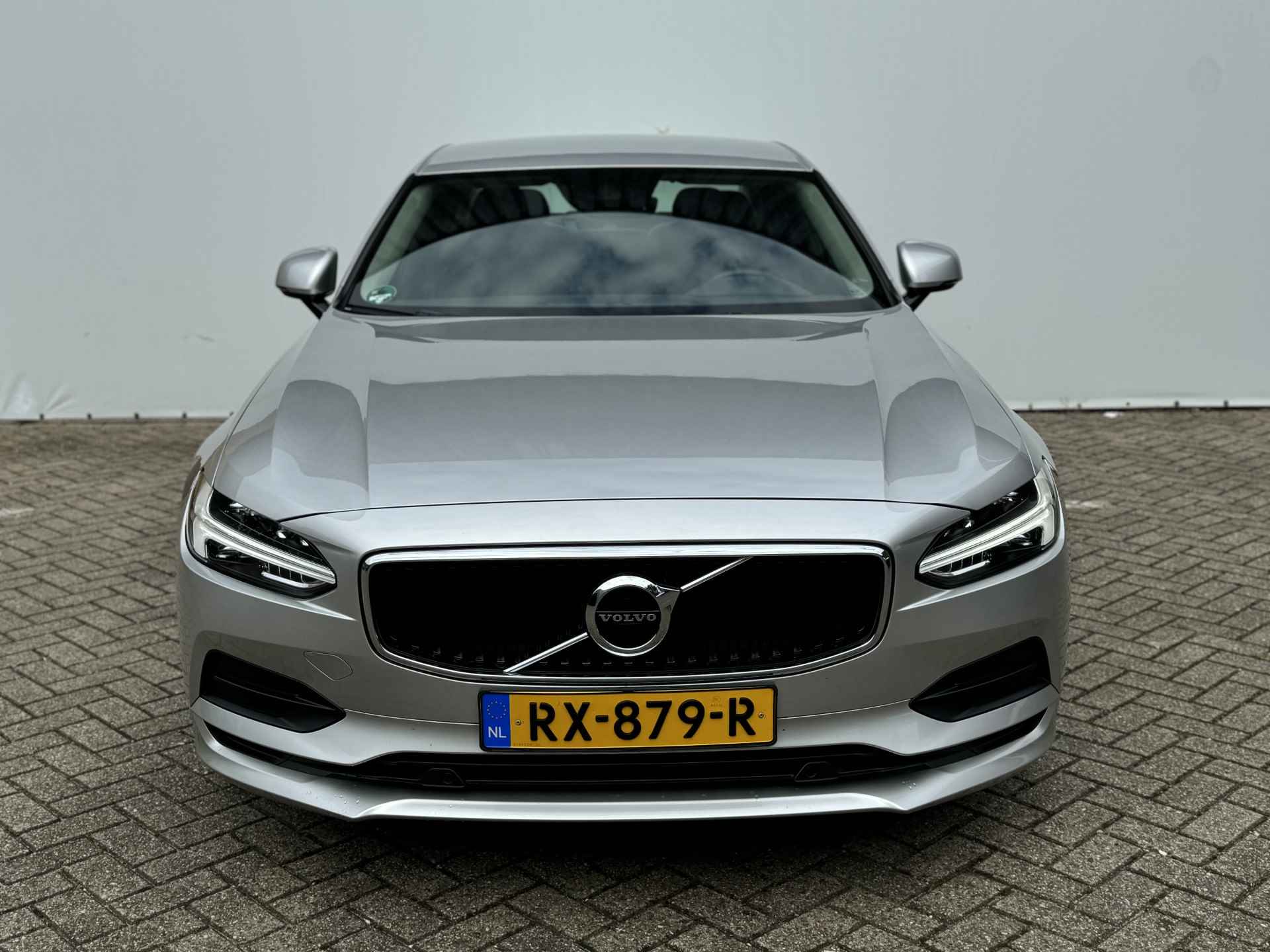 Volvo S90 2.0 T4 Automaat Momentum+ Business Pack Connect . - 5/22