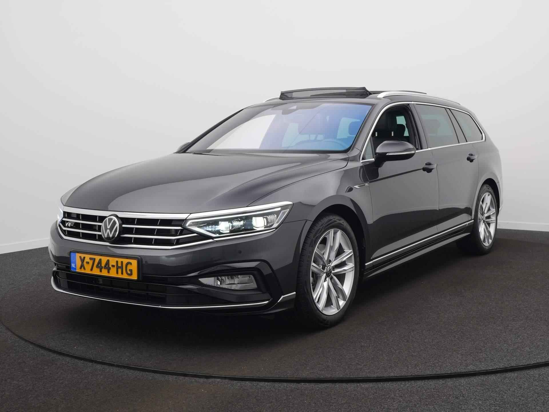 Volkswagen Passat Variant 1.5 TSI R-Line Business / Acc / Elektr. Achterklep / Trekhaak - 1/55