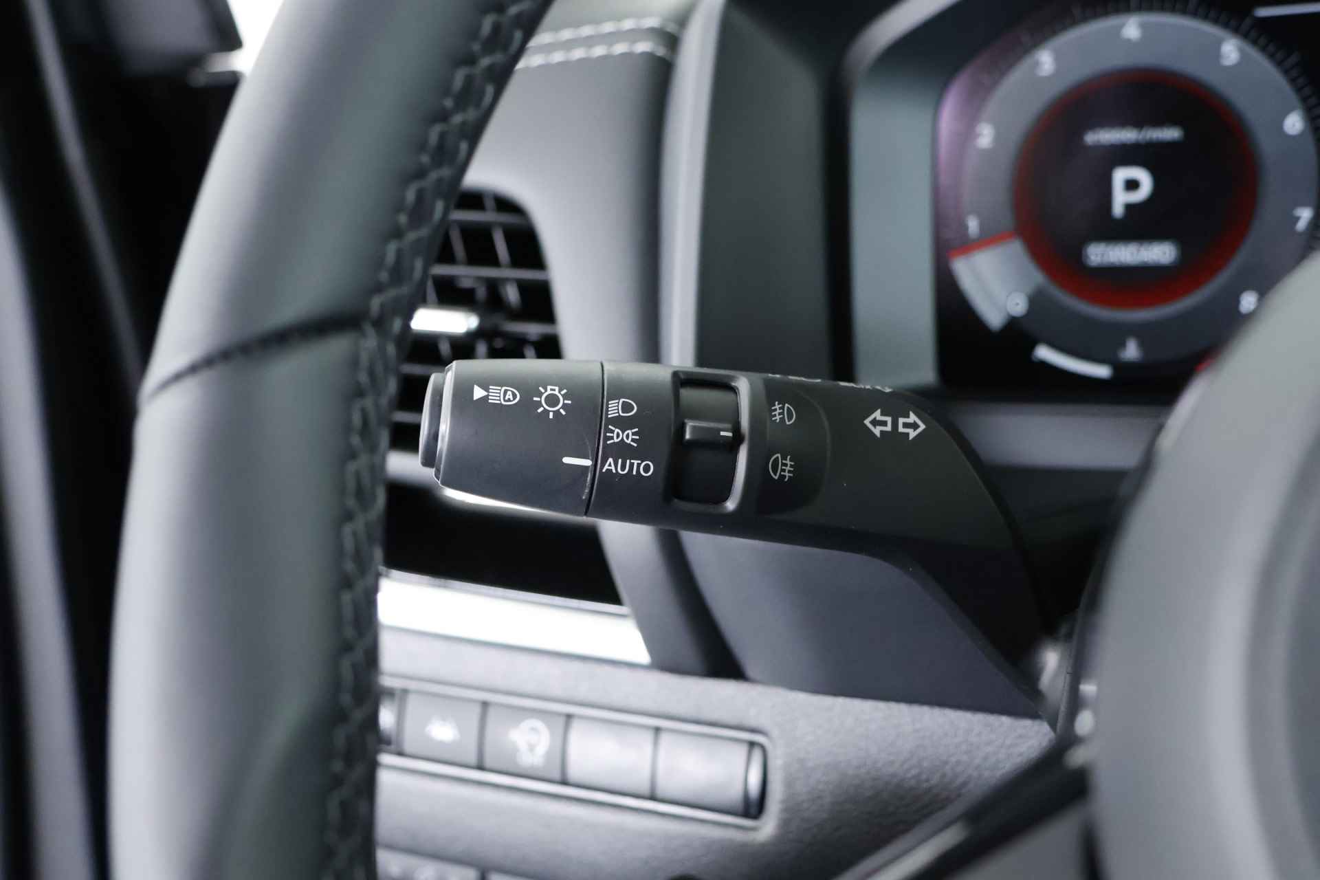 Nissan QASHQAI 1.3 MHEV Xtronic N-Connecta / Panorama / LED / Navi / CarPlay / Cam - 22/35