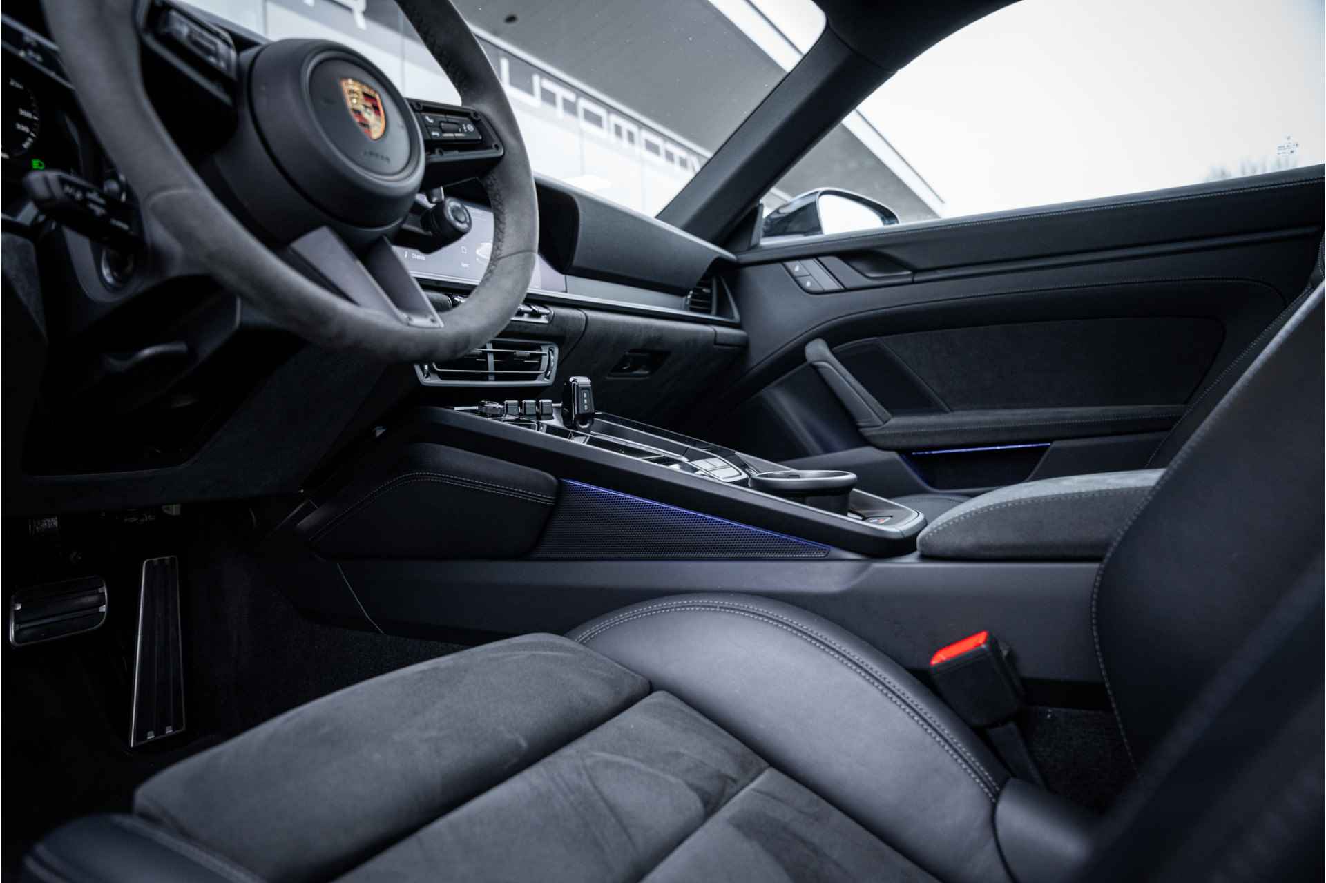 Porsche 911 3.0 Carrera 4 GTS - Matrix - 18-weg Sportstoelen - Sportuitlaat - Sport Chrono - - 71/92