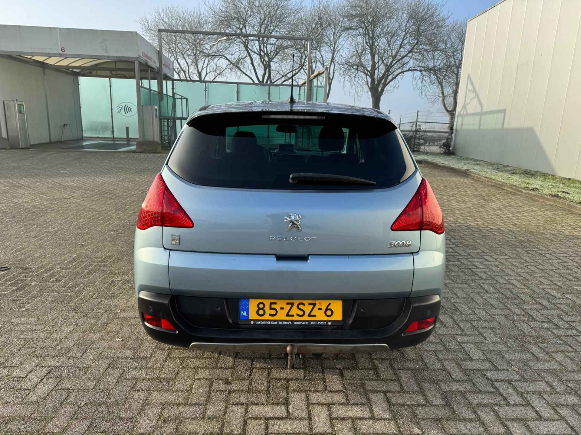 Peugeot 3008 2.0 HDiF HYbrid4 Blue Lease , automaat , trekhaak - 19/31