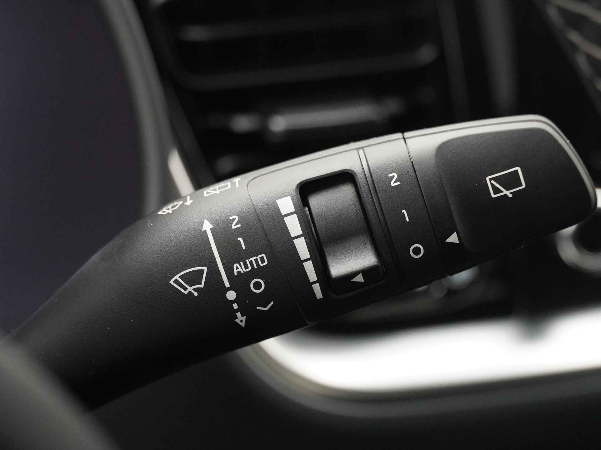 Kia Stonic 1.0 T-GDi MHEV DynamicPlusLine - Navigatie - Led Koplampen - Apple CarPlay/Android Auto - Cruise Control - Fabrieksgarantie tot 2031 - 27/48