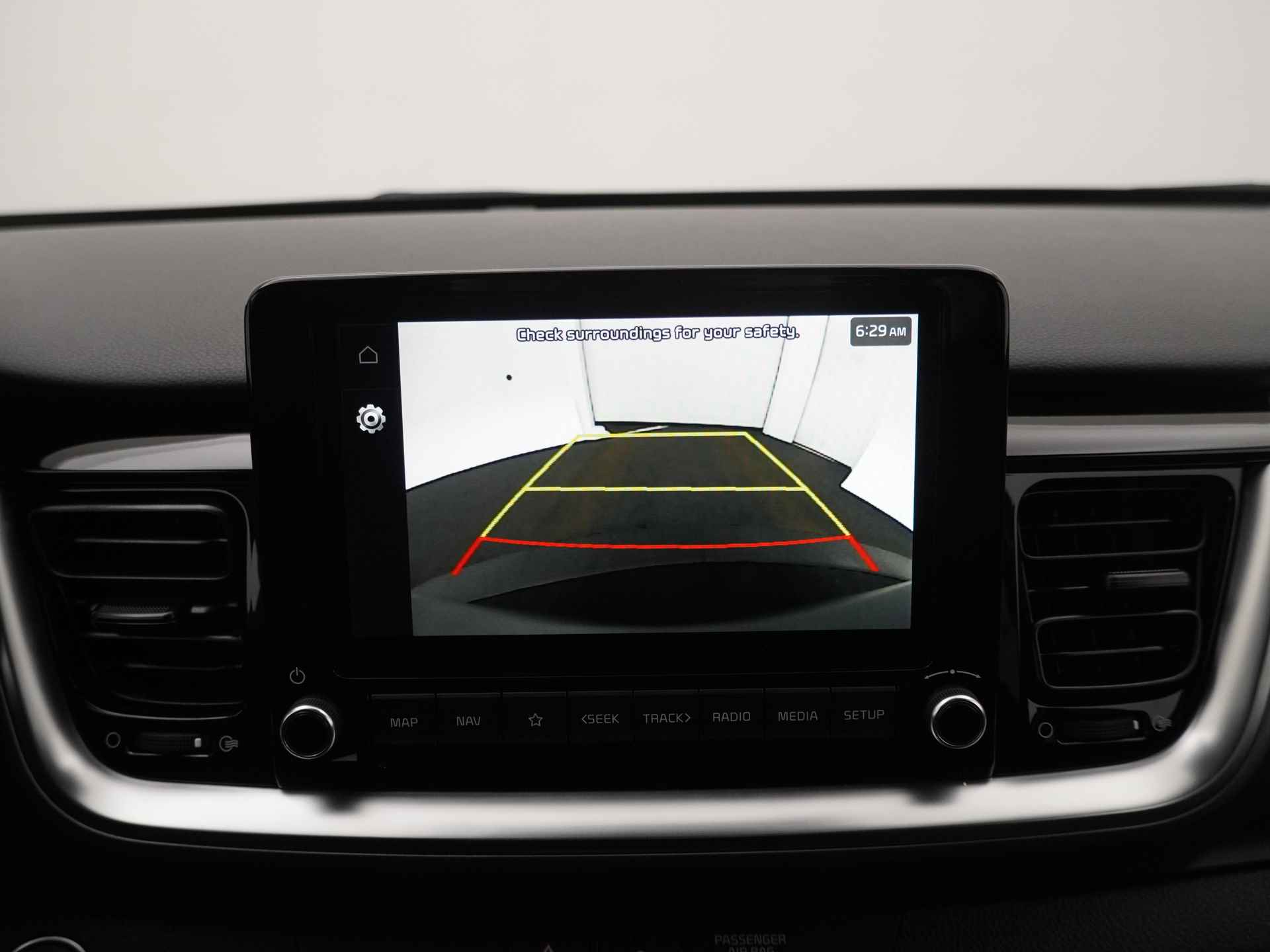 Kia Stonic 1.0 T-GDi MHEV DynamicPlusLine - Navigatie - Led Koplampen - Apple CarPlay/Android Auto - Cruise Control - Fabrieksgarantie tot 2031 - 31/48