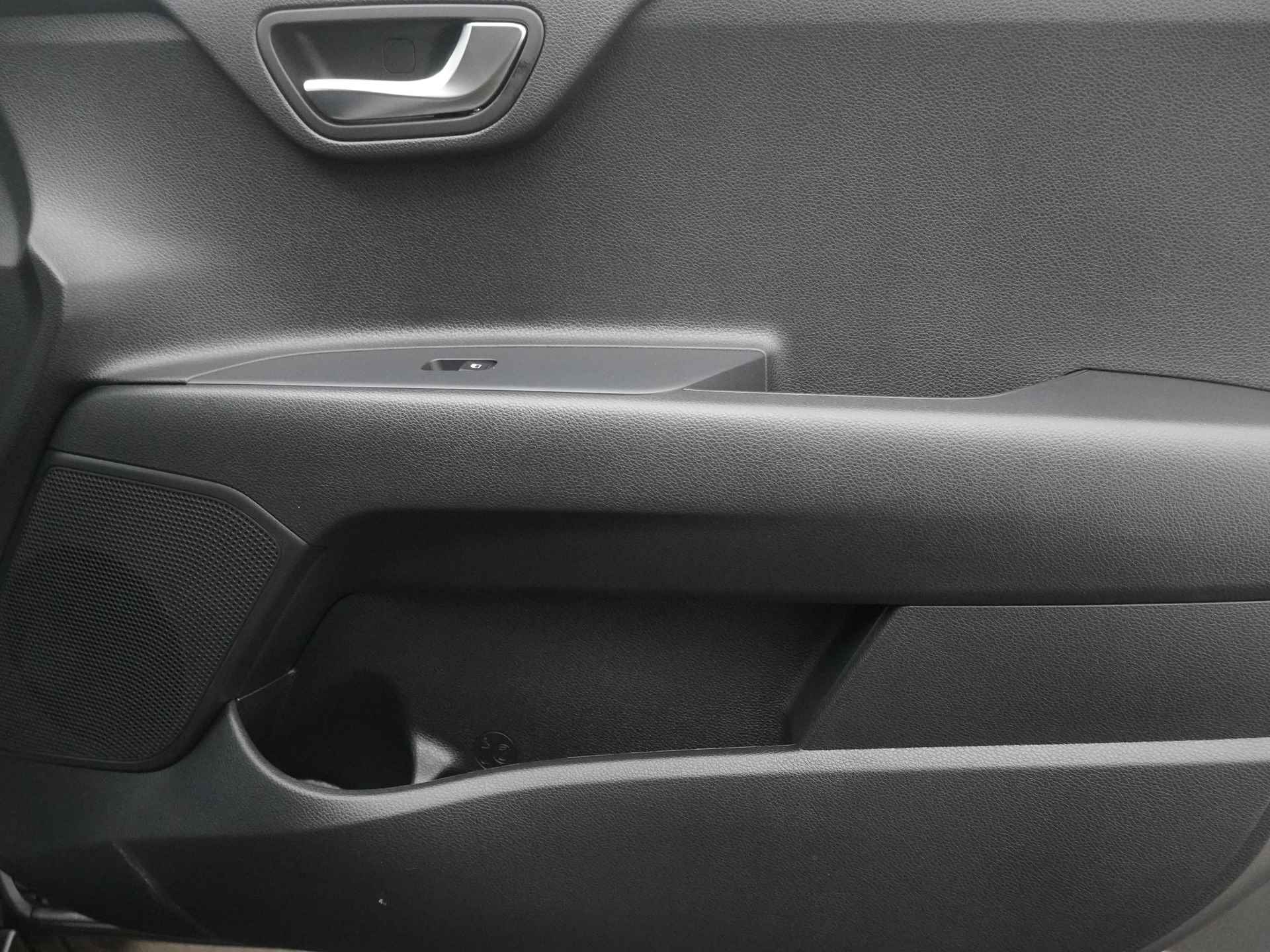 Kia Stonic 1.0 T-GDi MHEV DynamicPlusLine - Navigatie - Led Koplampen - Apple CarPlay/Android Auto - Cruise Control - Fabrieksgarantie tot 2031 - 45/48