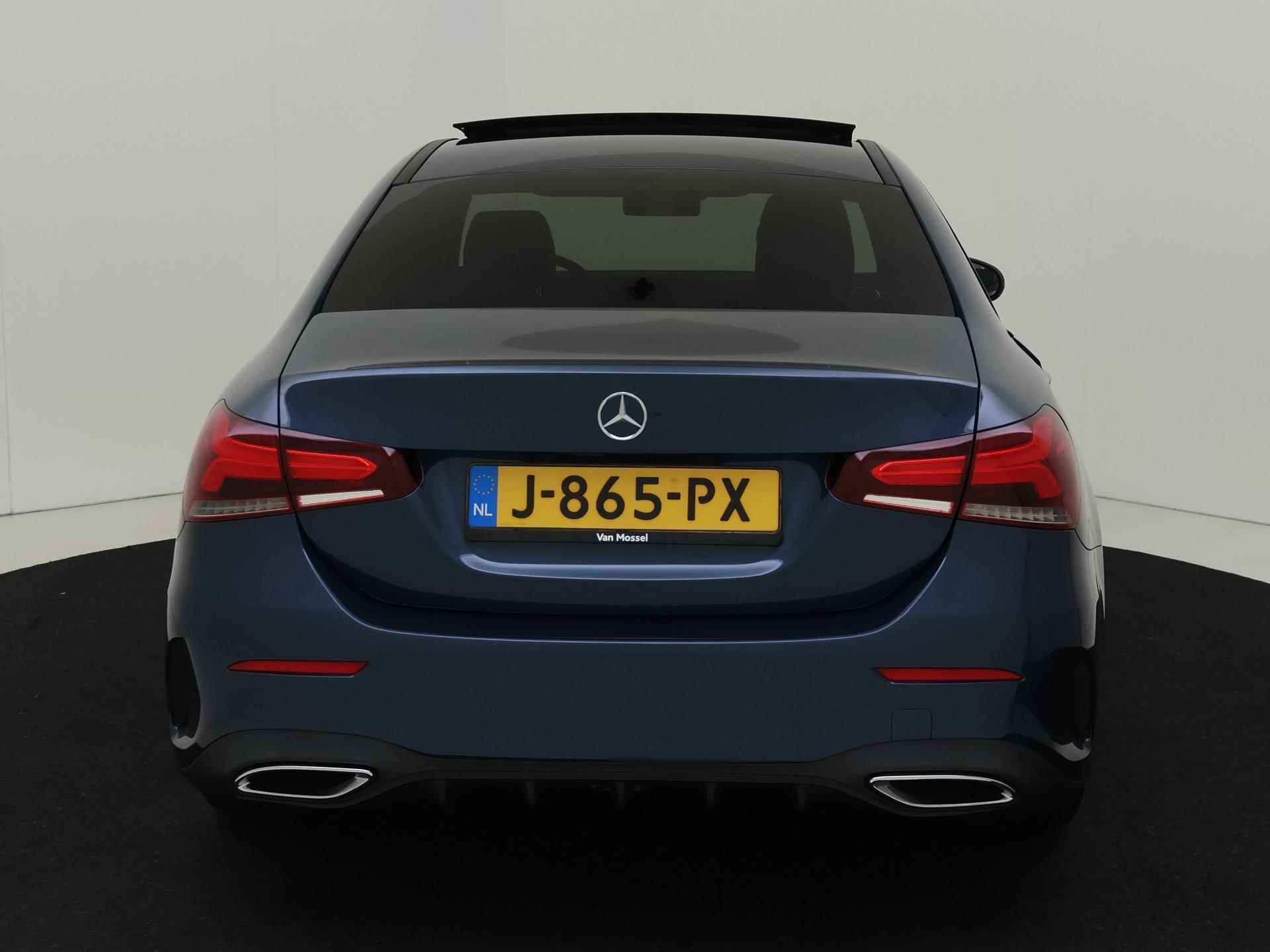 Mercedes-Benz A-klasse 180 Business Solution AMG - 5/34