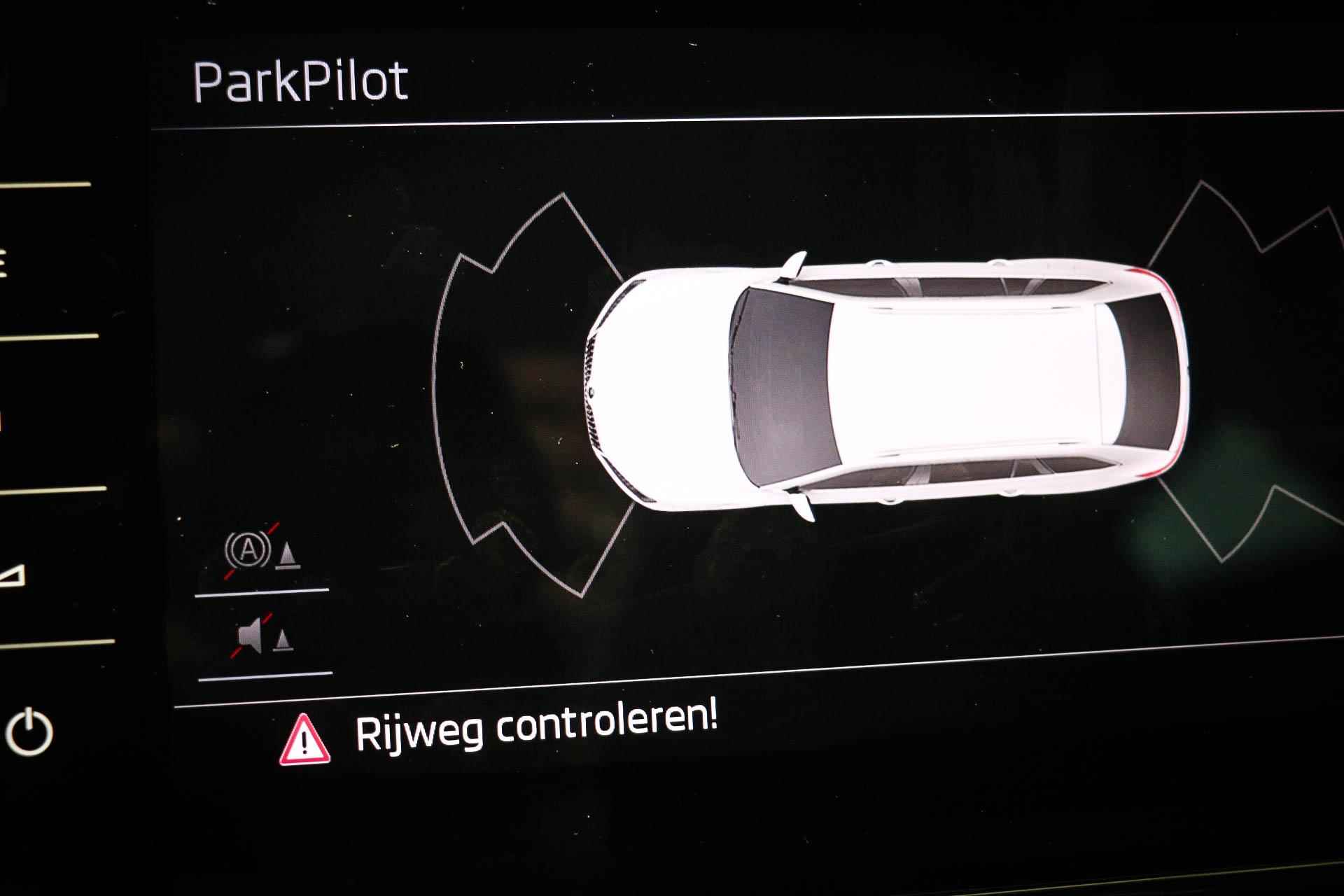 Skoda Superb Combi 1.4 TSI ACT Style Business | ADAPTIEVE DEMPING | STUURVERWARMING | TREKHAAK AFNEEMBAAR - 60/66