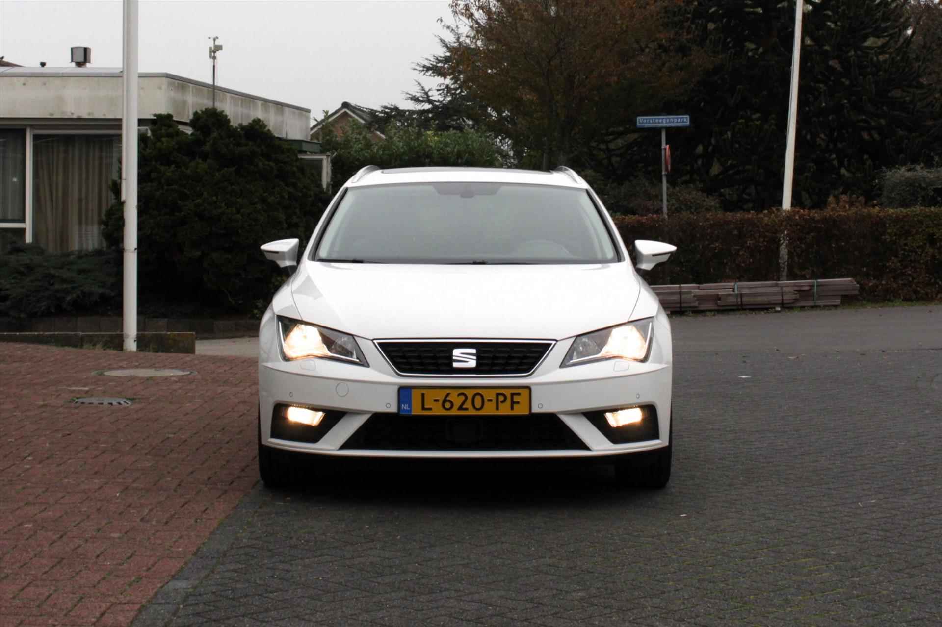 SEAT Leon Sportstourer 1.0 EcoTSI 115PK Style Business Intense | Panoramadak - 6/36