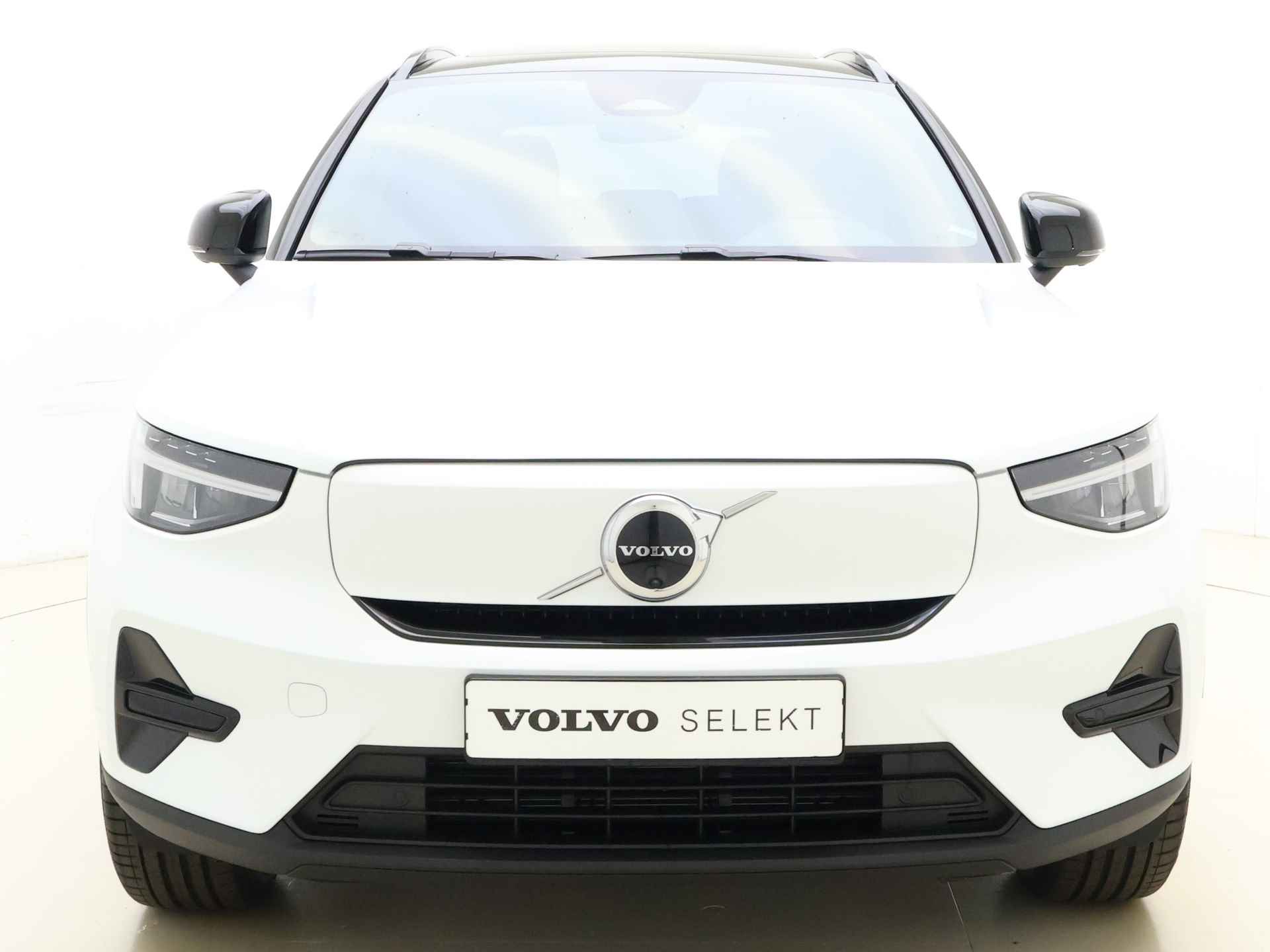 Volvo EX40 Extended Range Ultra 82 kWh / Nieuw / Direct leverbaar / Nubuck / 20'' Velgen / Donker glas / - 4/41