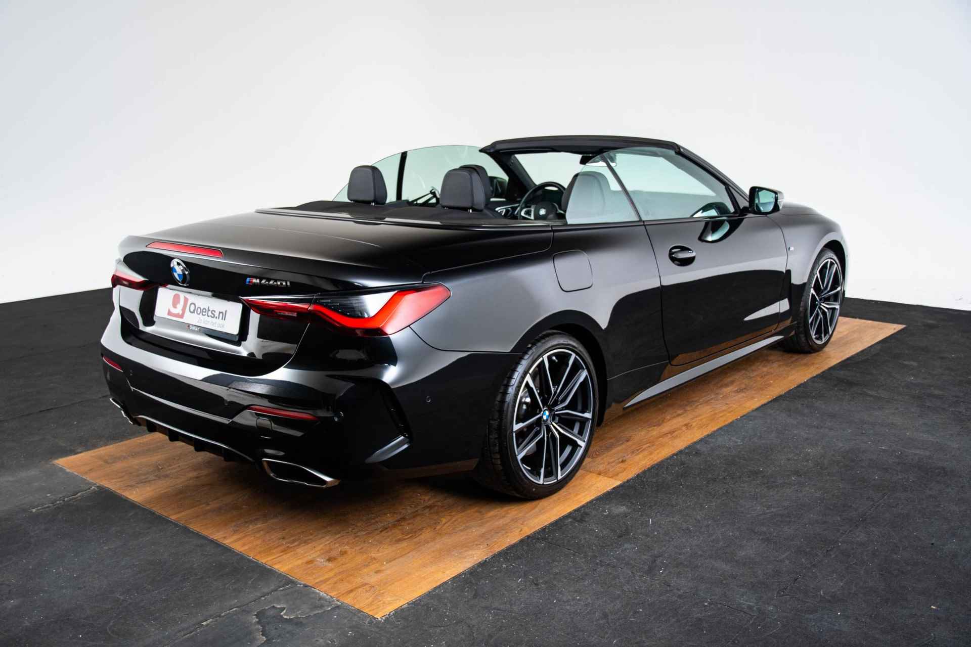 BMW 4-serie Cabrio M440i xDrive Driving/Parking Assistant Professional - Harman Kardon - Comfort Access - Stoelverwarming - M Sportrem/onderstel/sportdifferentieel - Laser - Air collar - 12/80