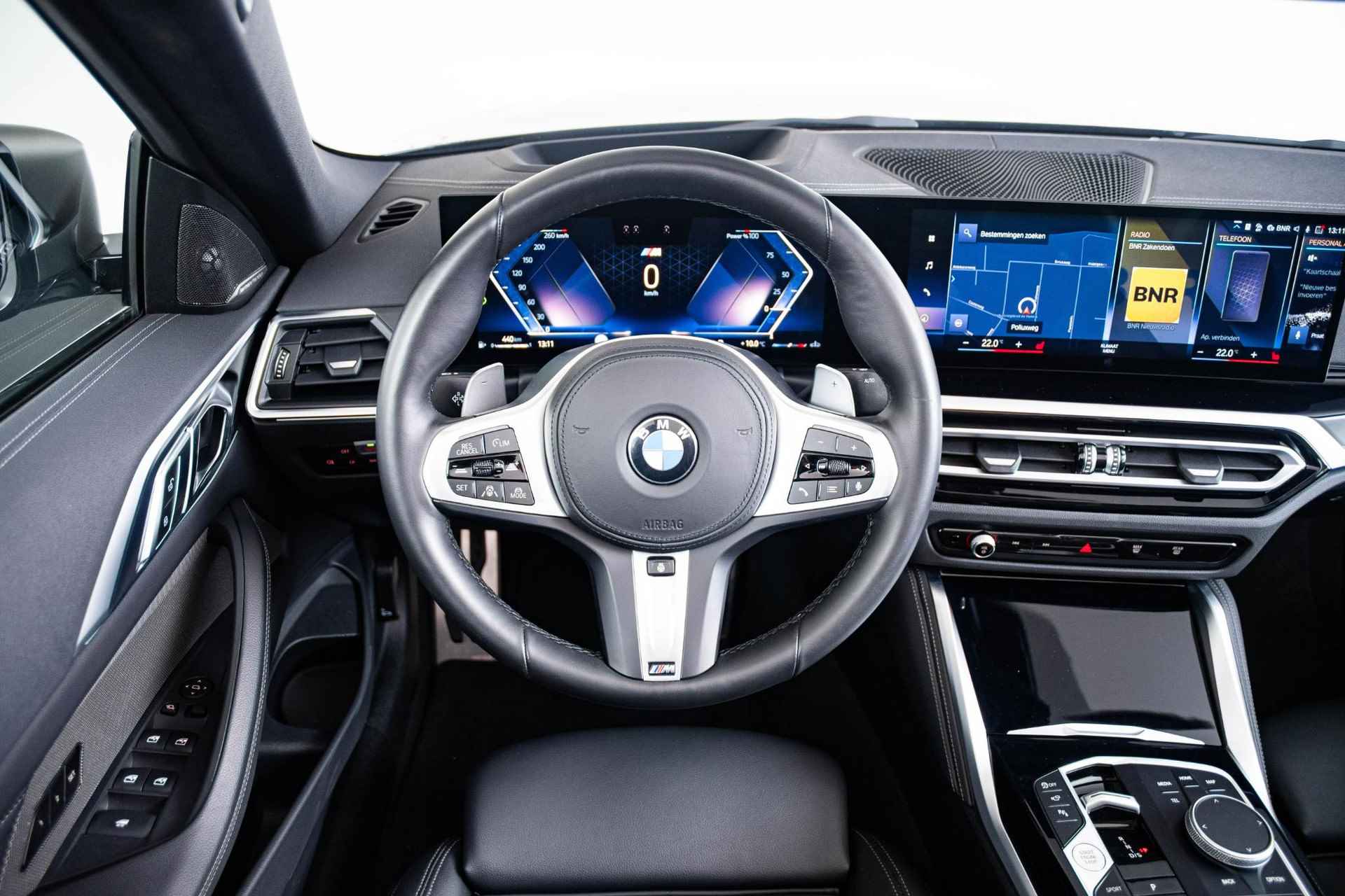 BMW 4-serie Cabrio M440i xDrive Driving/Parking Assistant Professional - Harman Kardon - Comfort Access - Stoelverwarming - M Sportrem/onderstel/sportdifferentieel - Laser - Air collar - 18/80