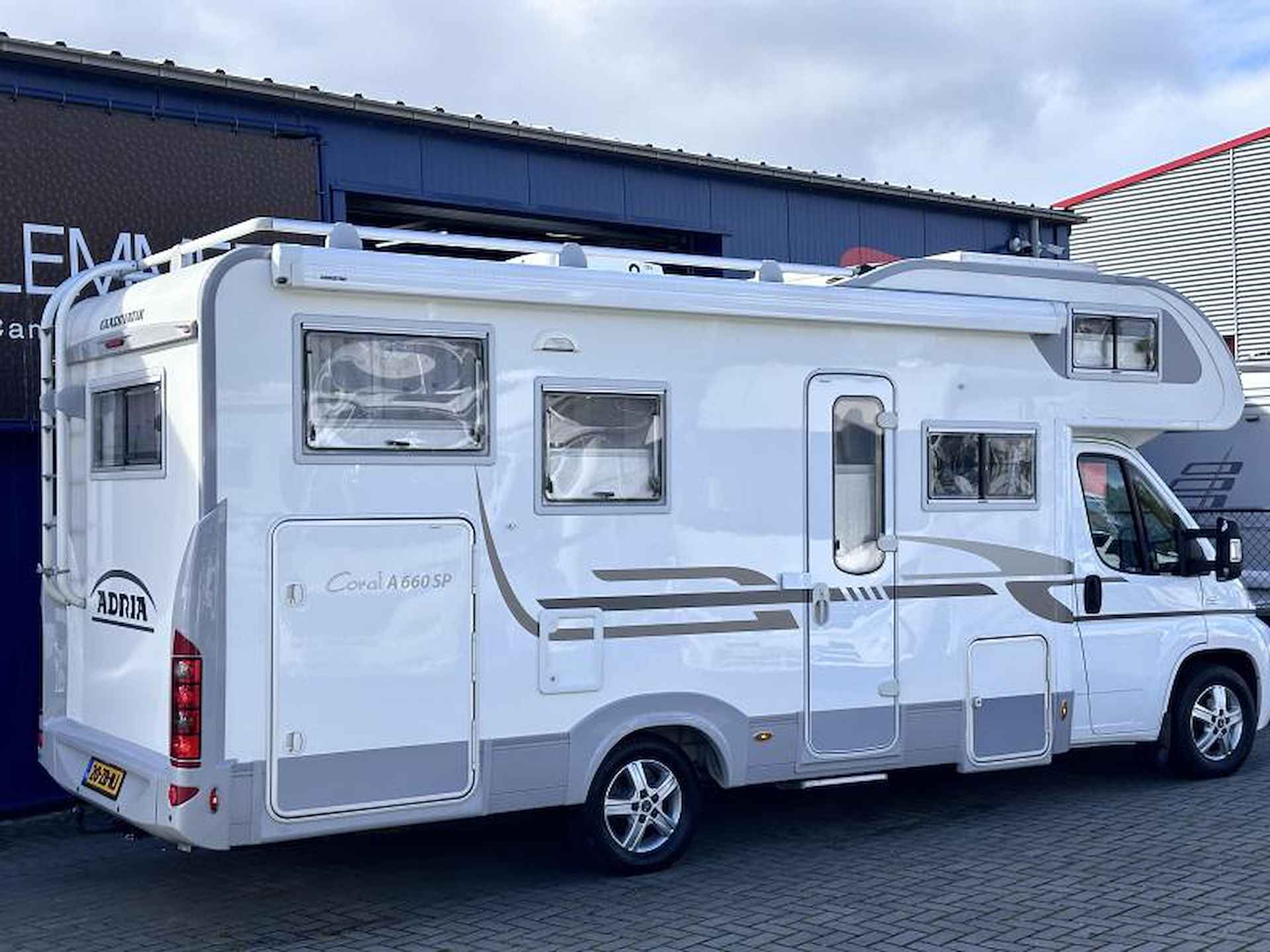 Adria Coral A 660 SP ruime alkoof camper - 3/21