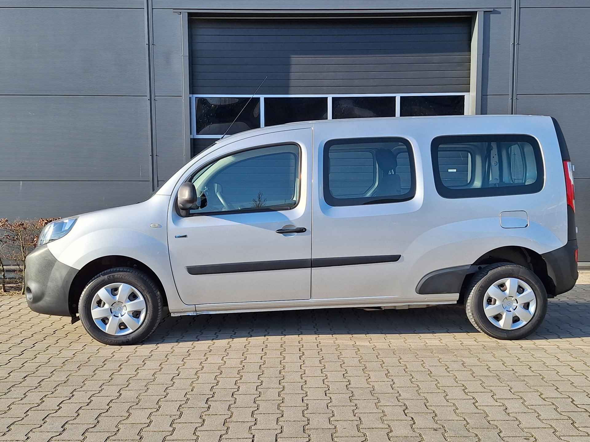 Renault Kangoo Z.E. Maxi Direct leverbaar! Rolstoelauto (inclusief accu) - 6/22